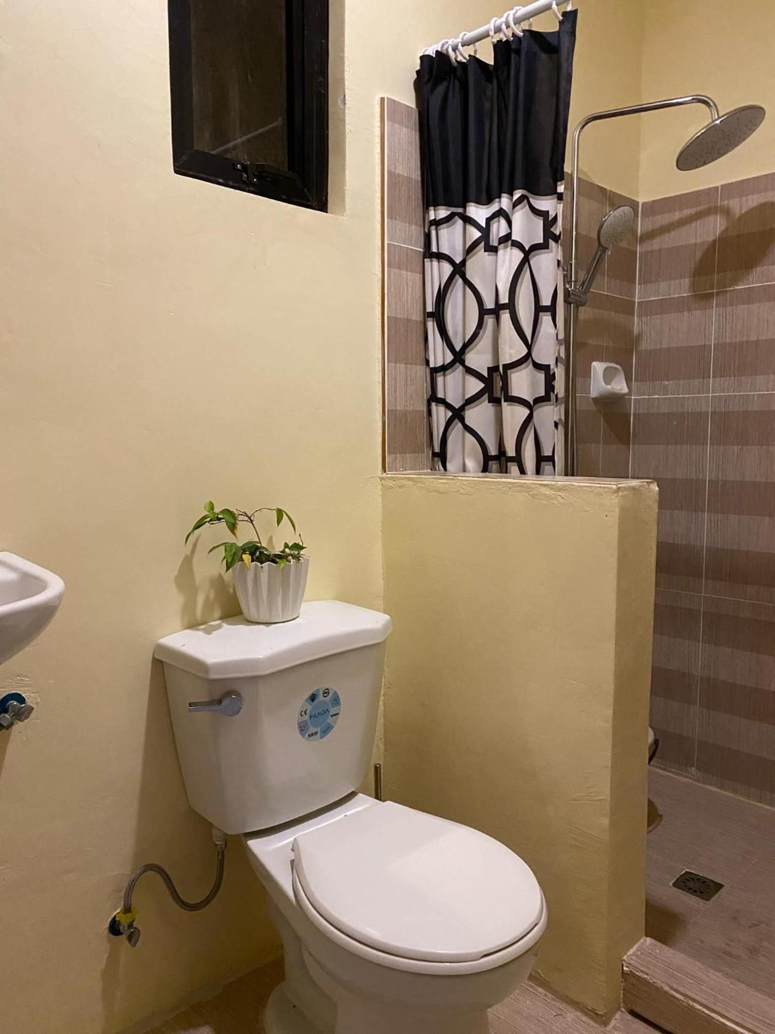 ChemRald Guesthouse
