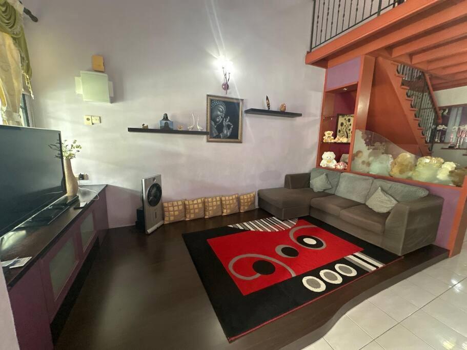 Mango Impian Homestay