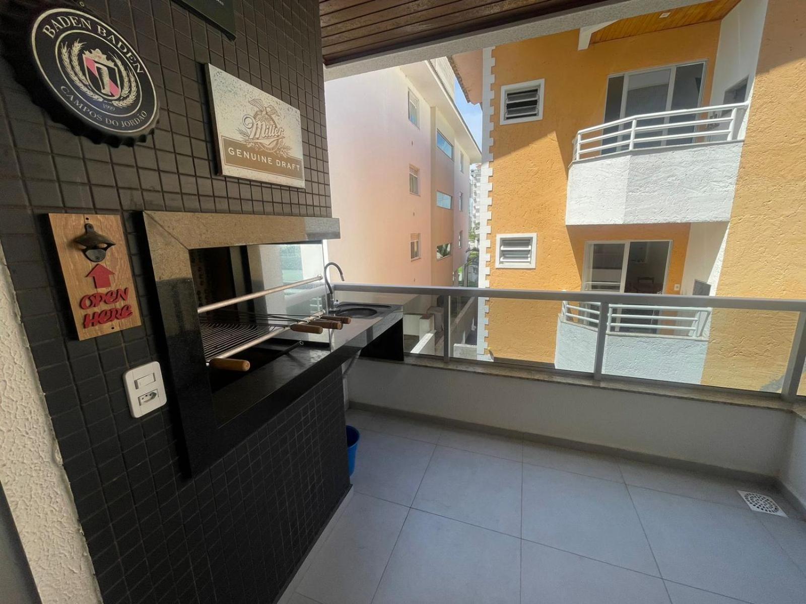 cod 165 - Apartamento com piscina á 350m do mar