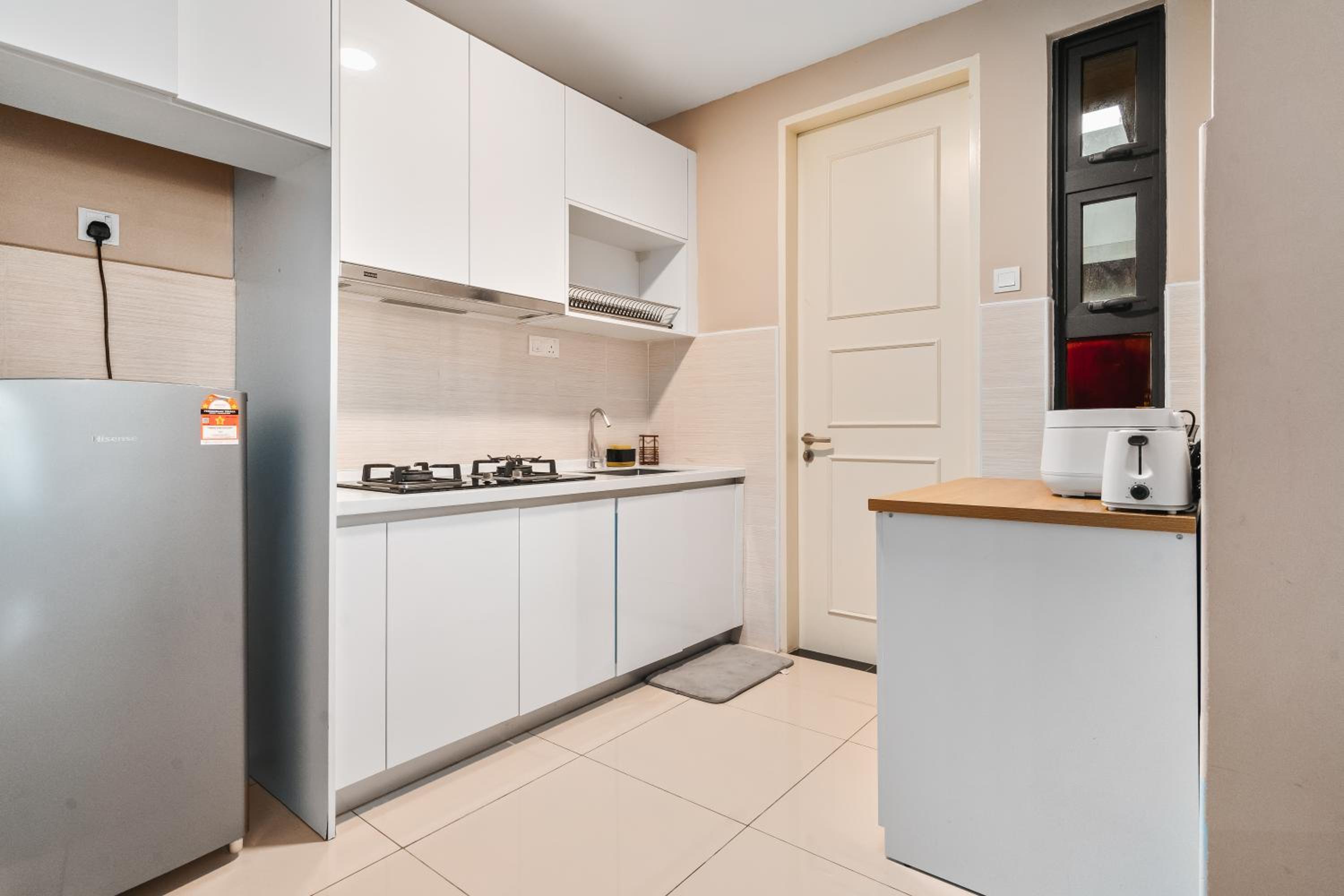 Cozy Apartment with KLCC View & 1 Min to LRT Station
