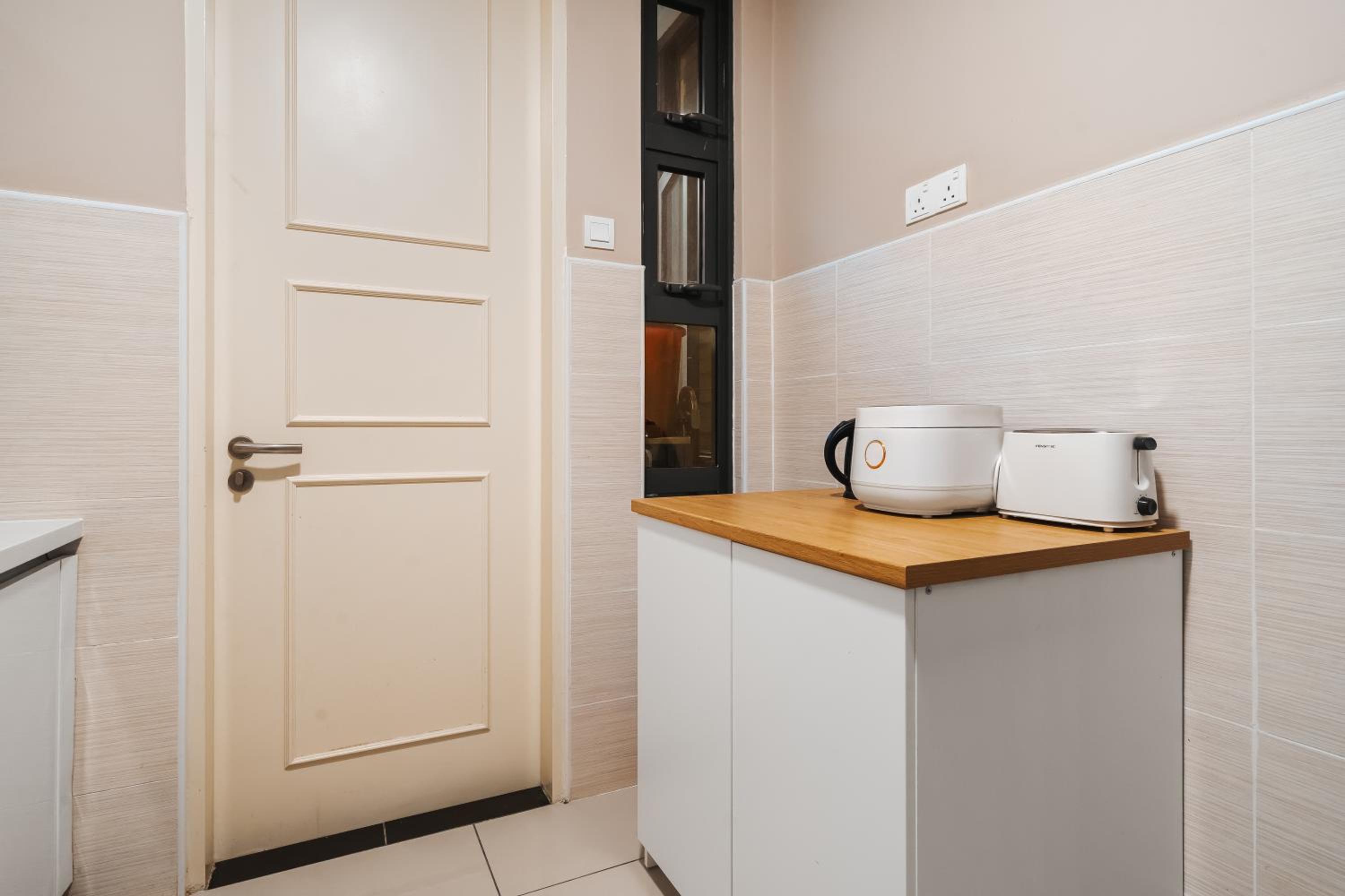 Cozy Apartment with KLCC View & 1 Min to LRT Station