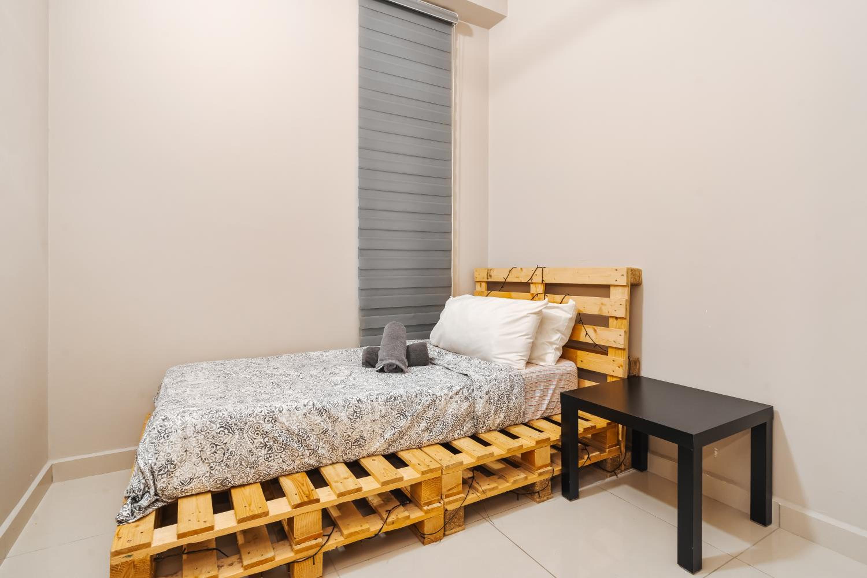 Cozy Apartment with KLCC View & 1 Min to LRT Station