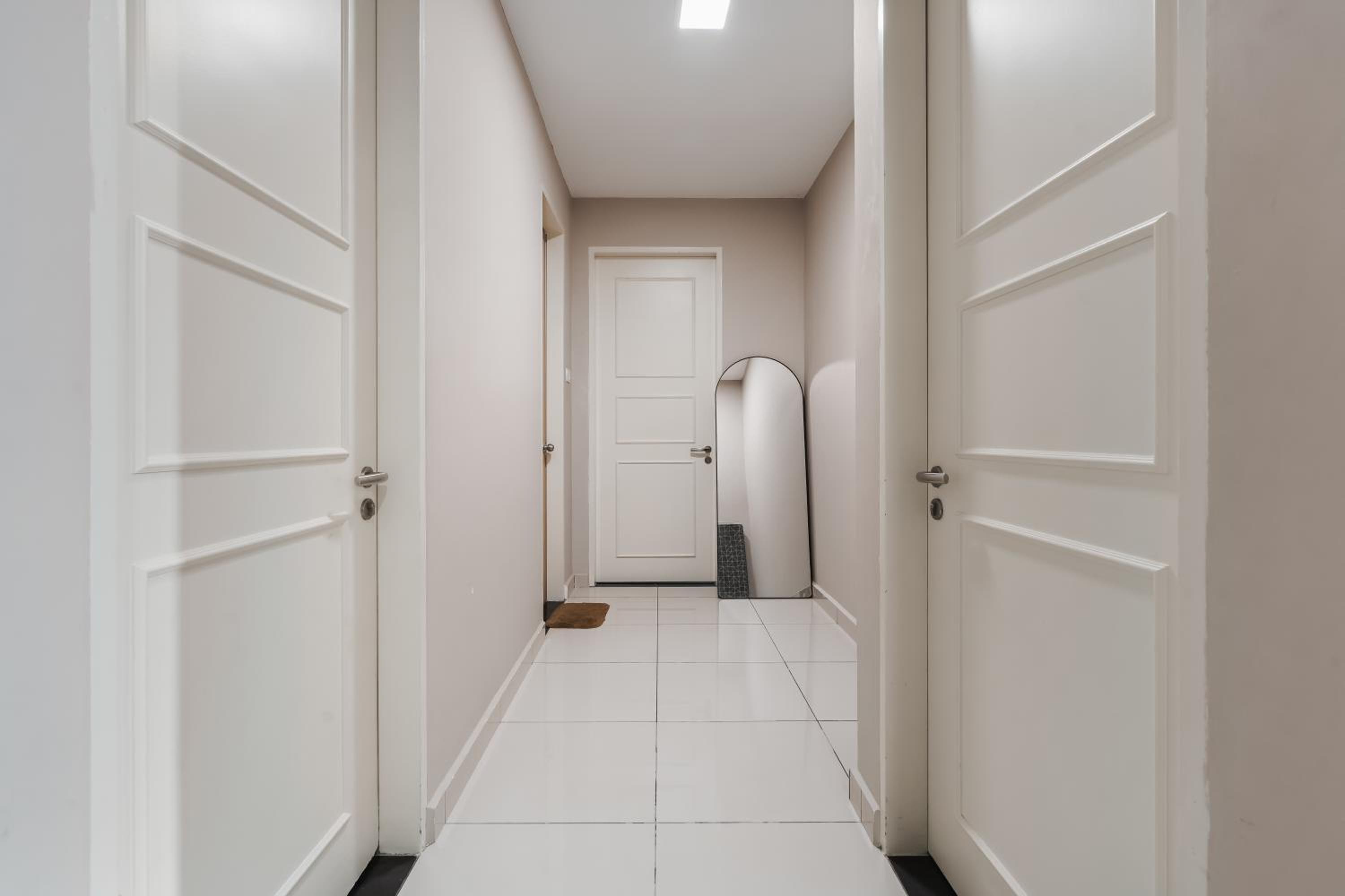Cozy Apartment with KLCC View & 1 Min to LRT Station