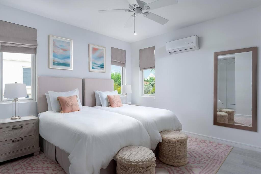 Westmoreland Luxury Villa, Pool, Sea Views, Beach Club Access
