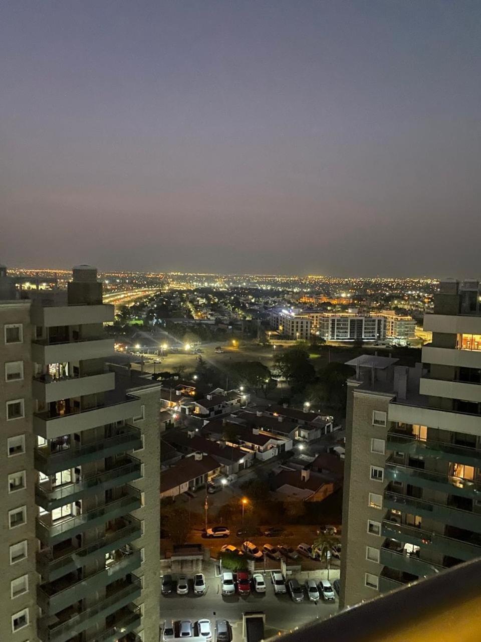 Excepcional departamento en Piso 18 en zona norte de Córdoba capital con una vista inigualable en barrio privado Alto Villa Sol