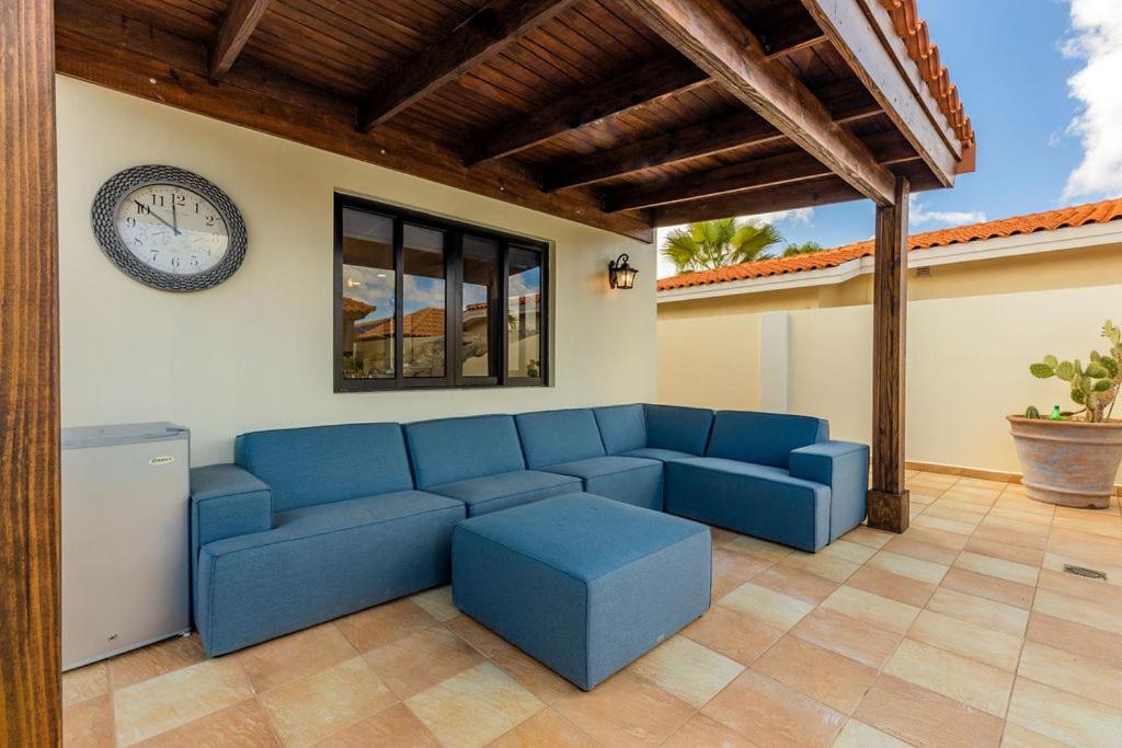Private Esmeralda Villa