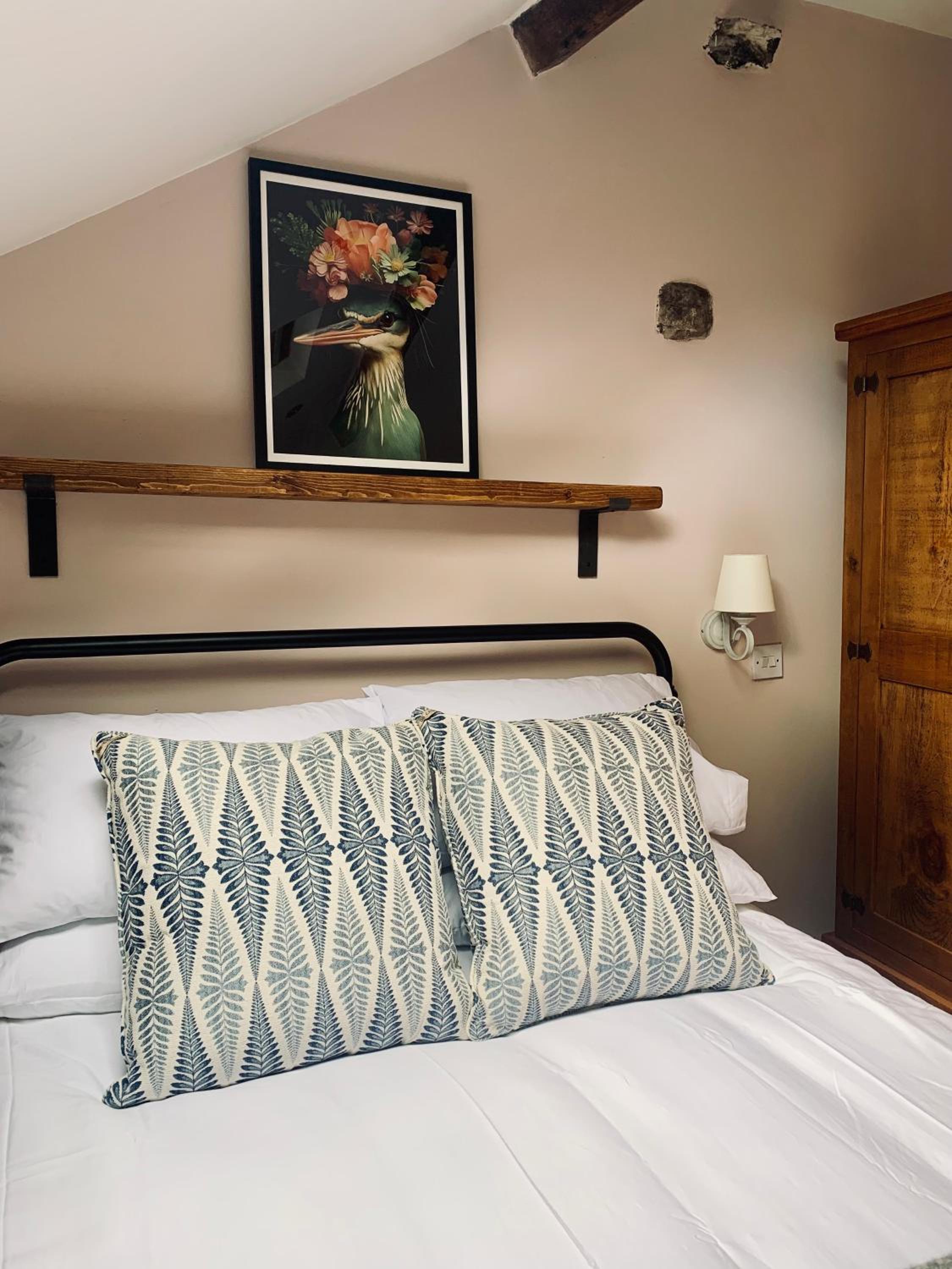 Fryers Cottage Wirksworth, a traditional yet stylish 2-bedroom Peak District cottage