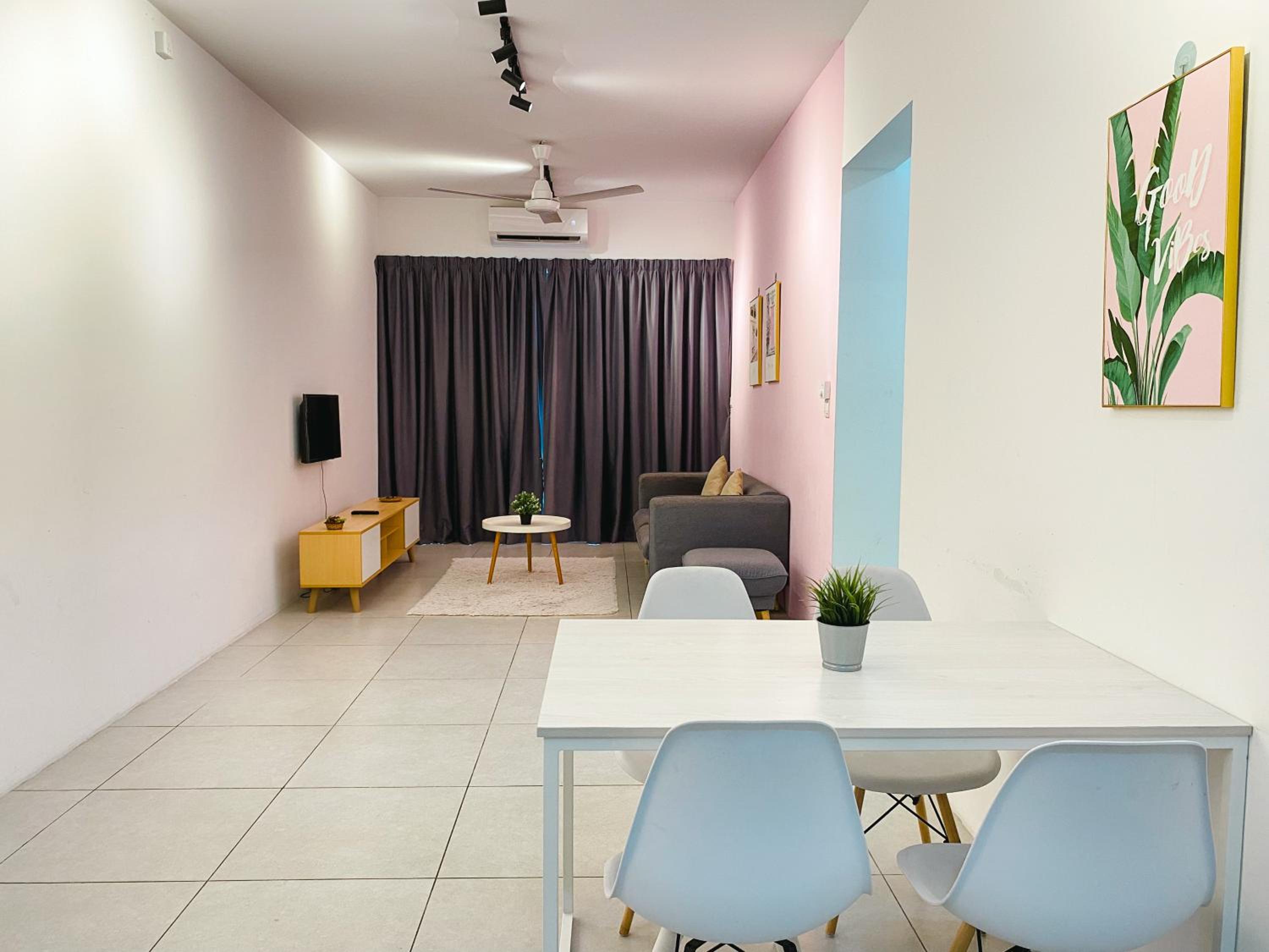 Comfy 3 Bedrooms Apartment
