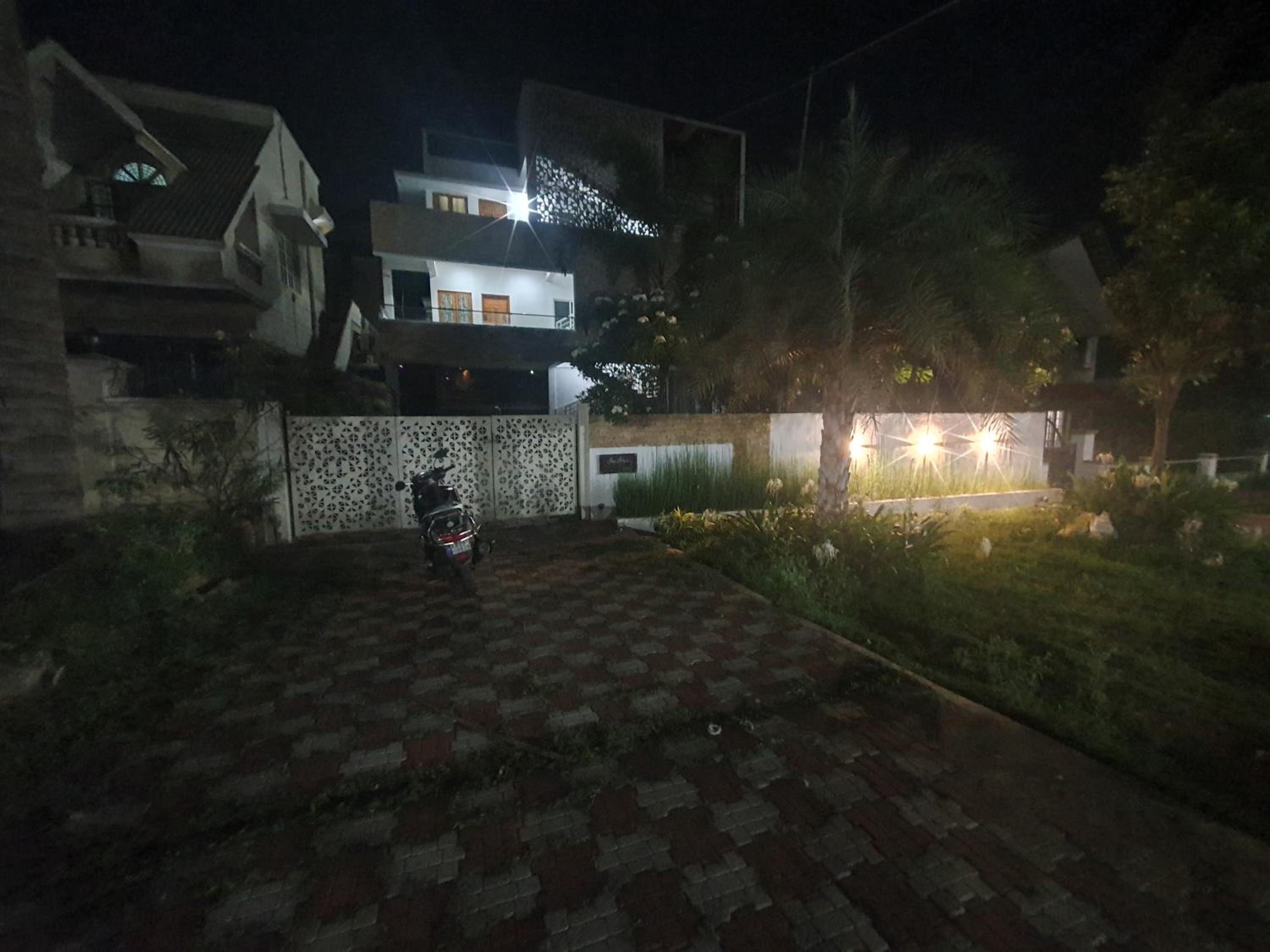 Luxury 3bhk Flat by Renton Comfort at prime location Mysore view 4