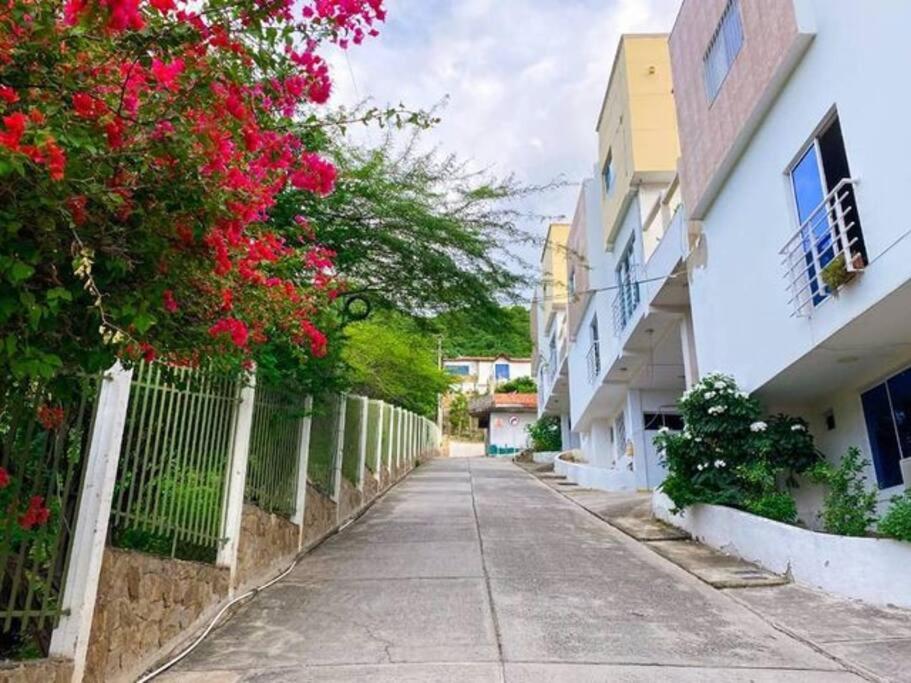 Casa Hermosa para grupos grandes en el Rodadero