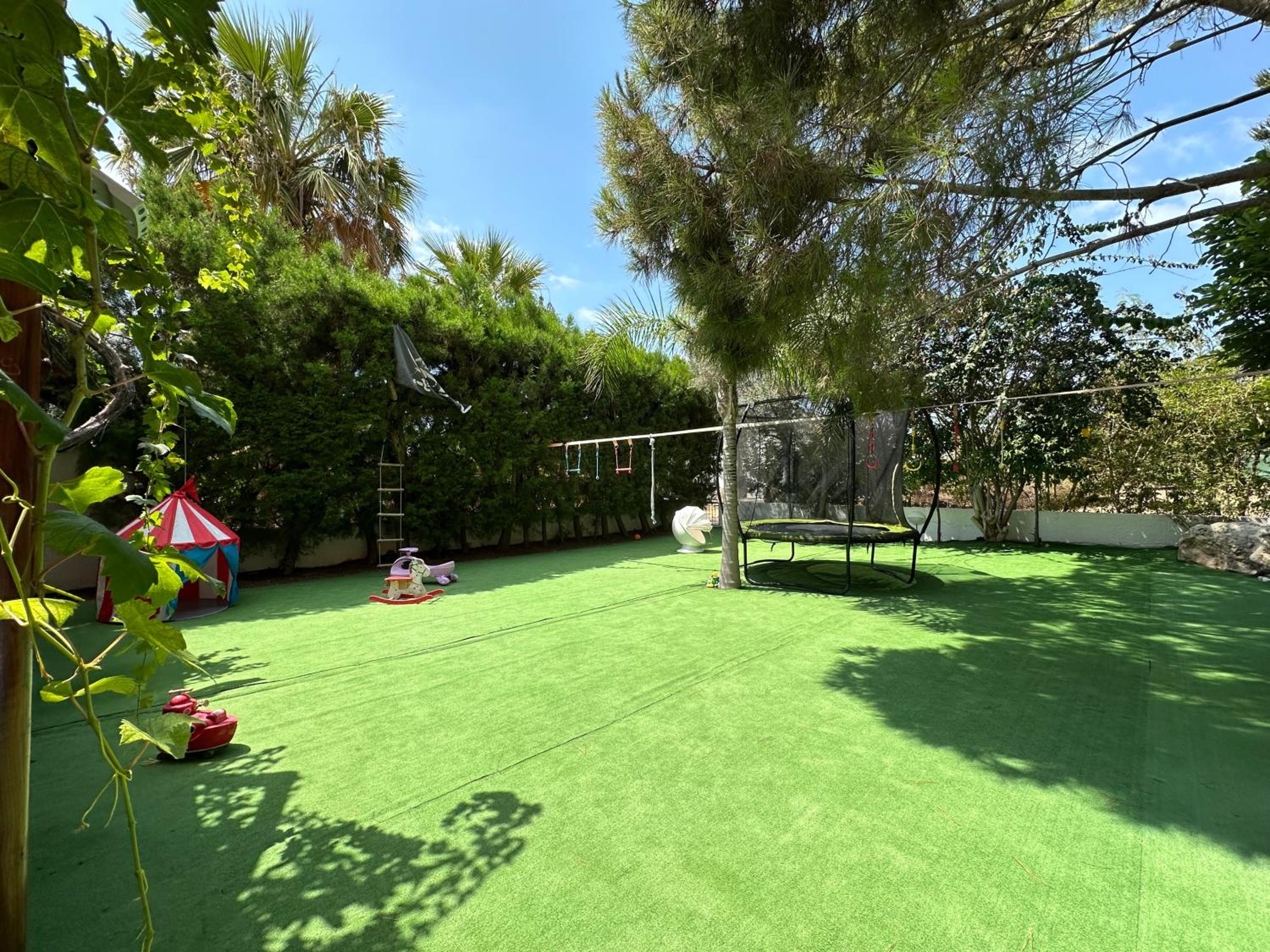 Elite family holiday villa with playground & Play Ship