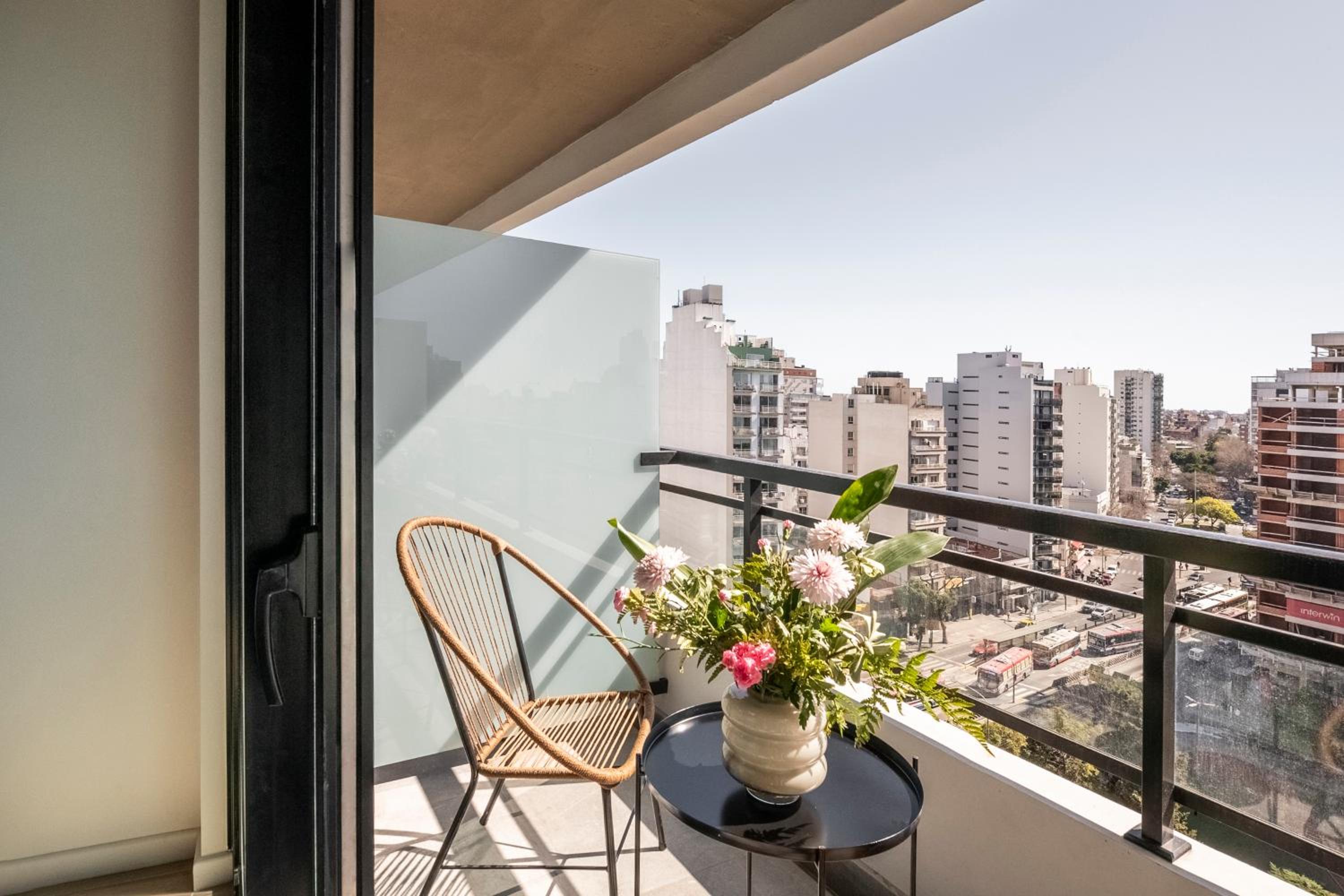 Top Rentals Nuñez