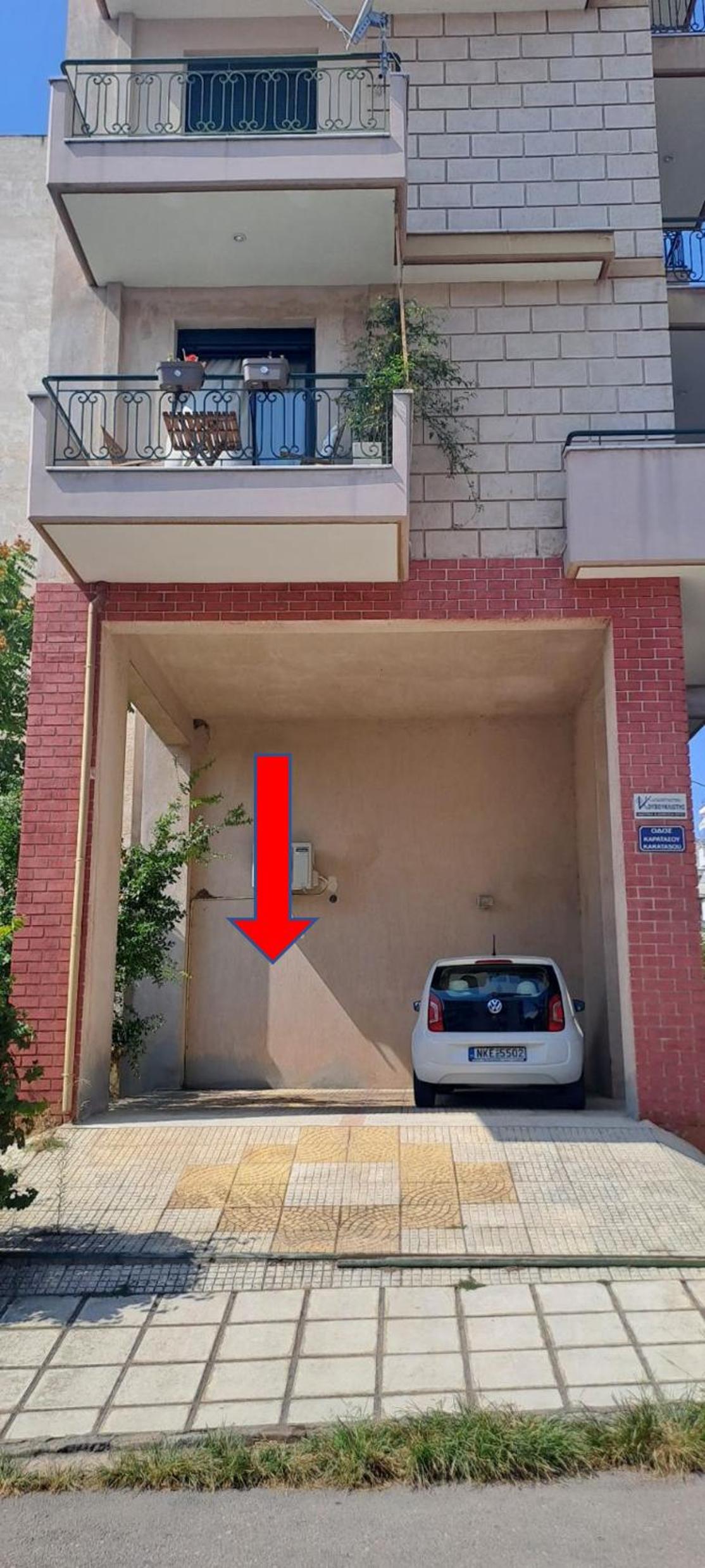 TheAretsouPlace, Elegance Apartment, 200m from the Sea with Parking, 1G WiFi, Cosmote TV