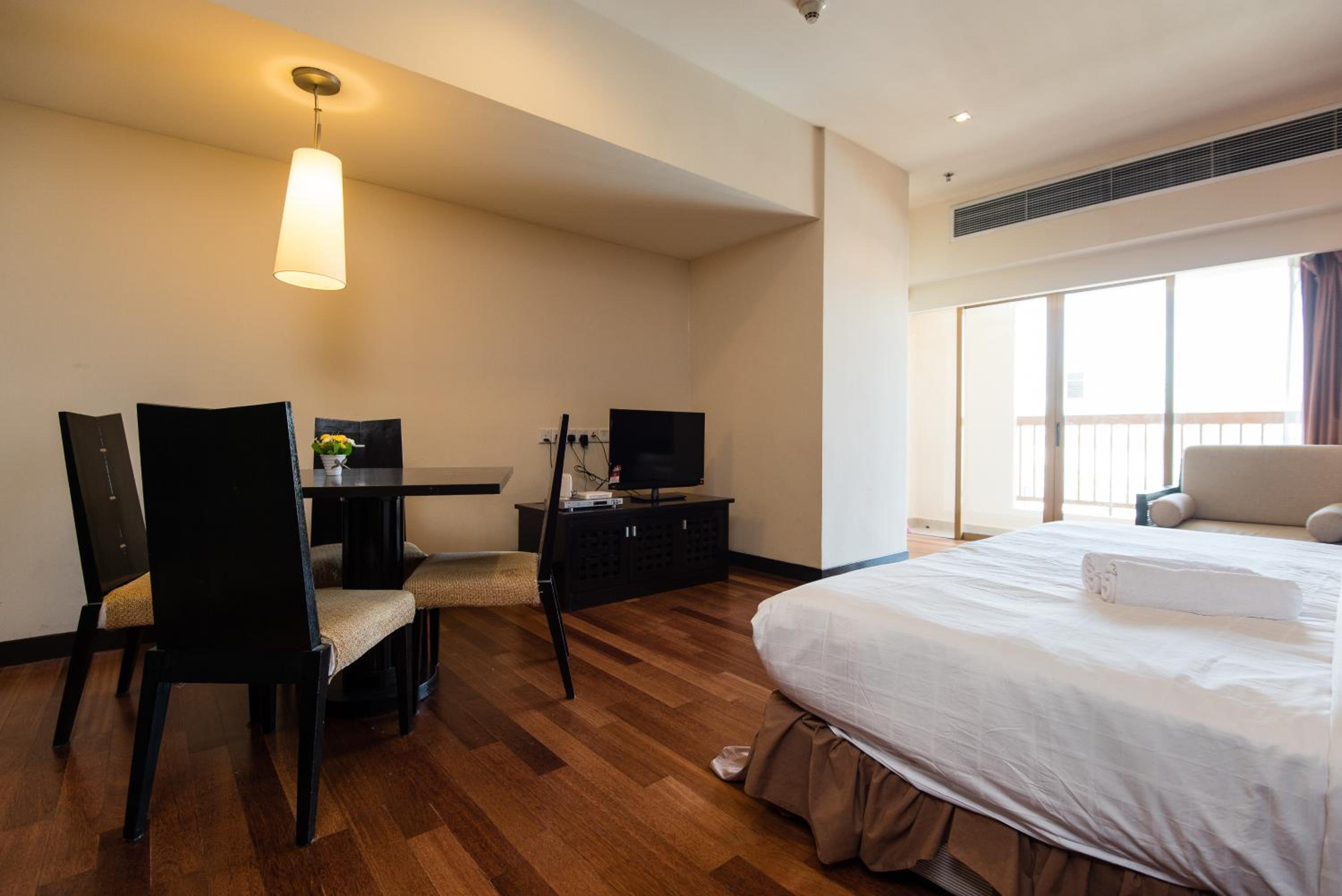 W Studio Resort Suites view 4
