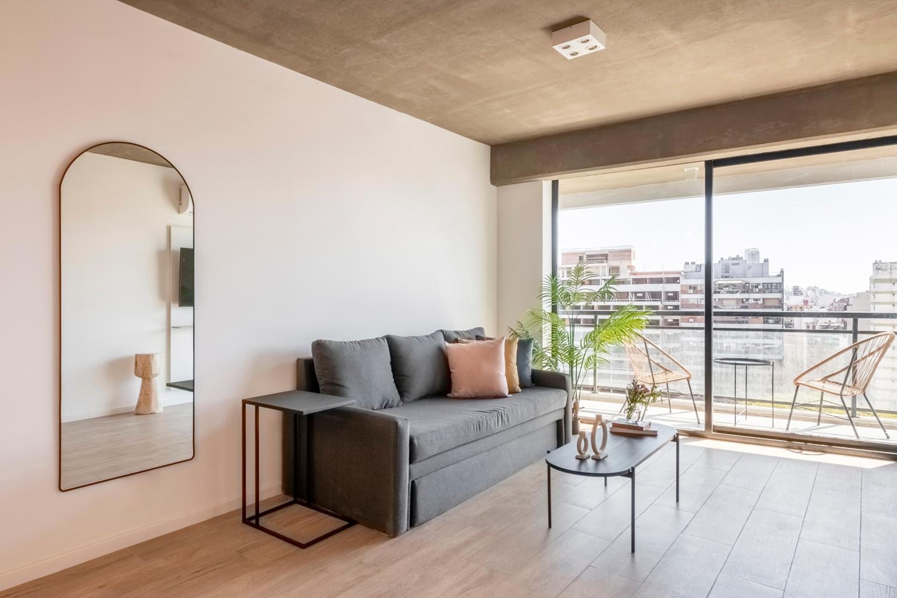 Top Rentals Nuñez
