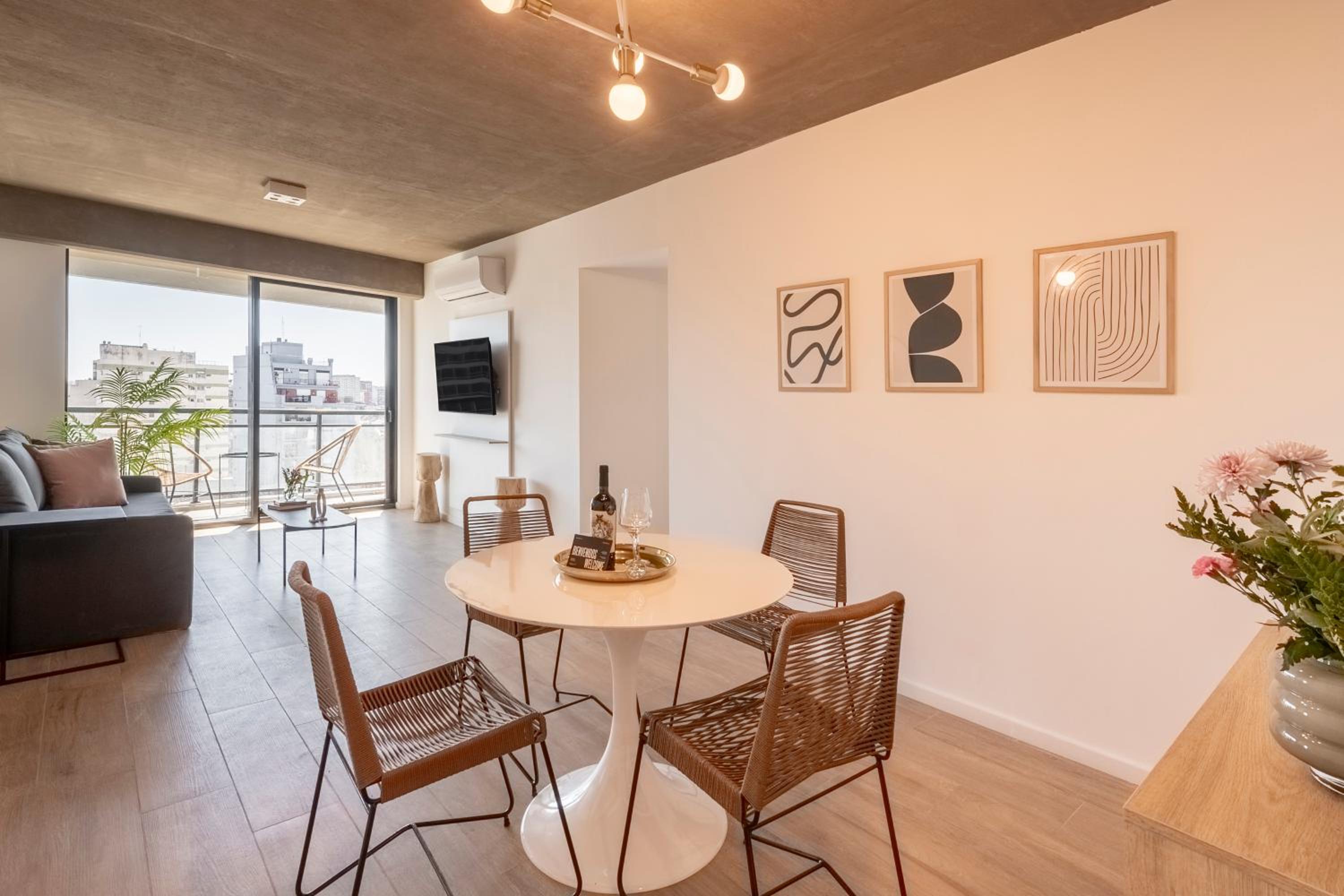 Top Rentals Nuñez