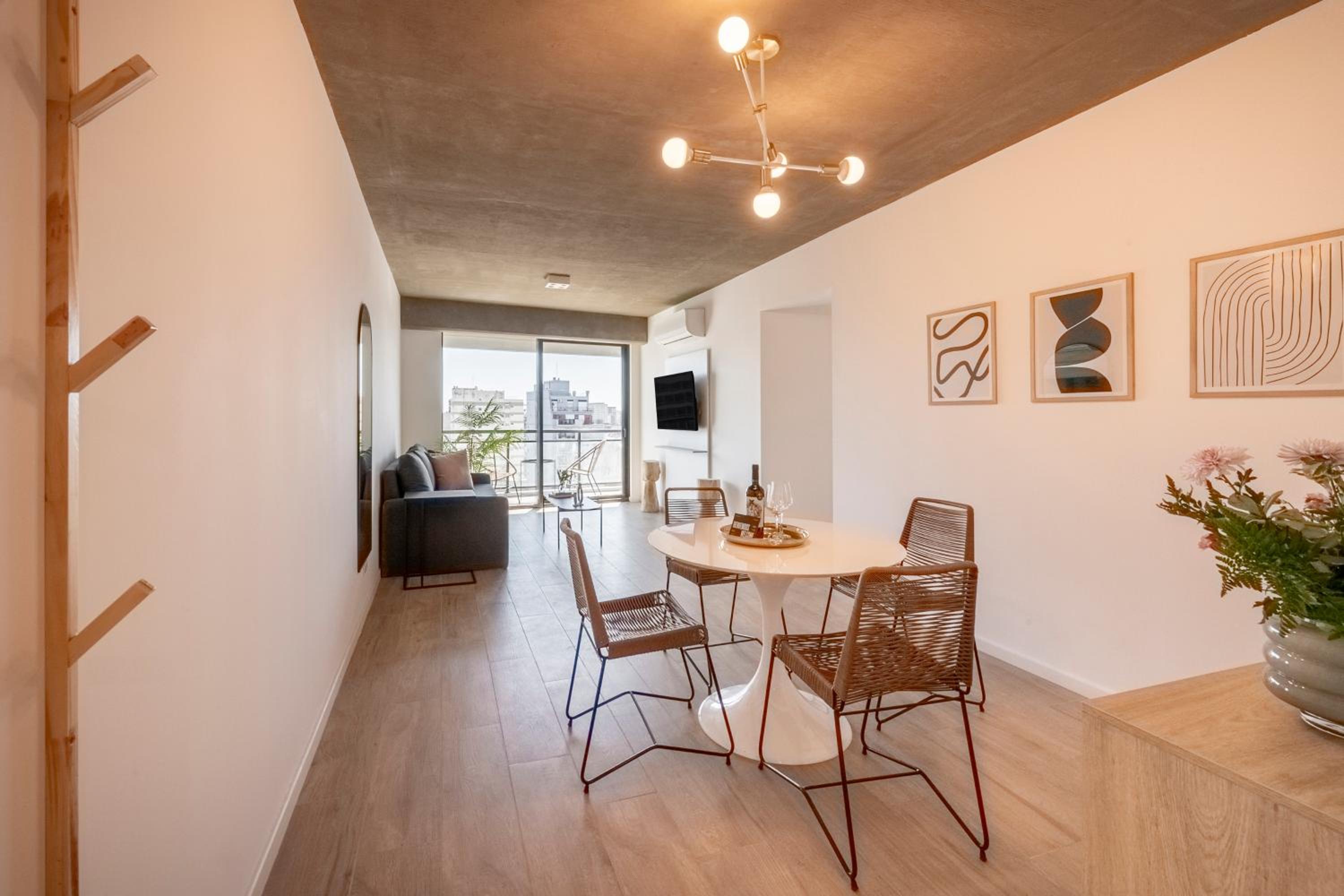Top Rentals Nuñez