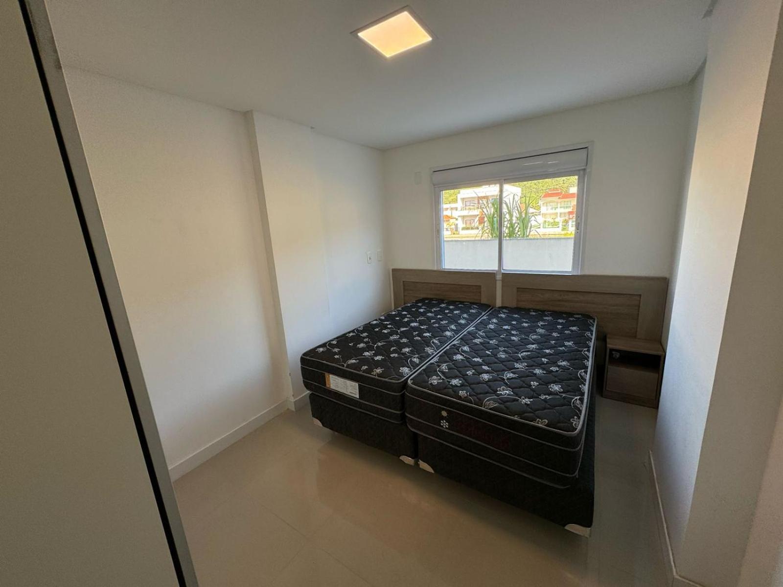 Cód 105 · Apartamento térreo bem equipado