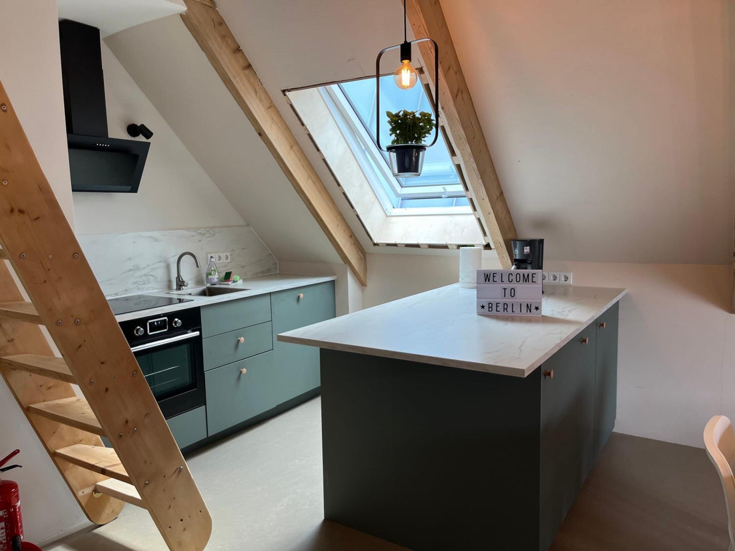 Group Stay near BER Airport - 2 Private Apartments