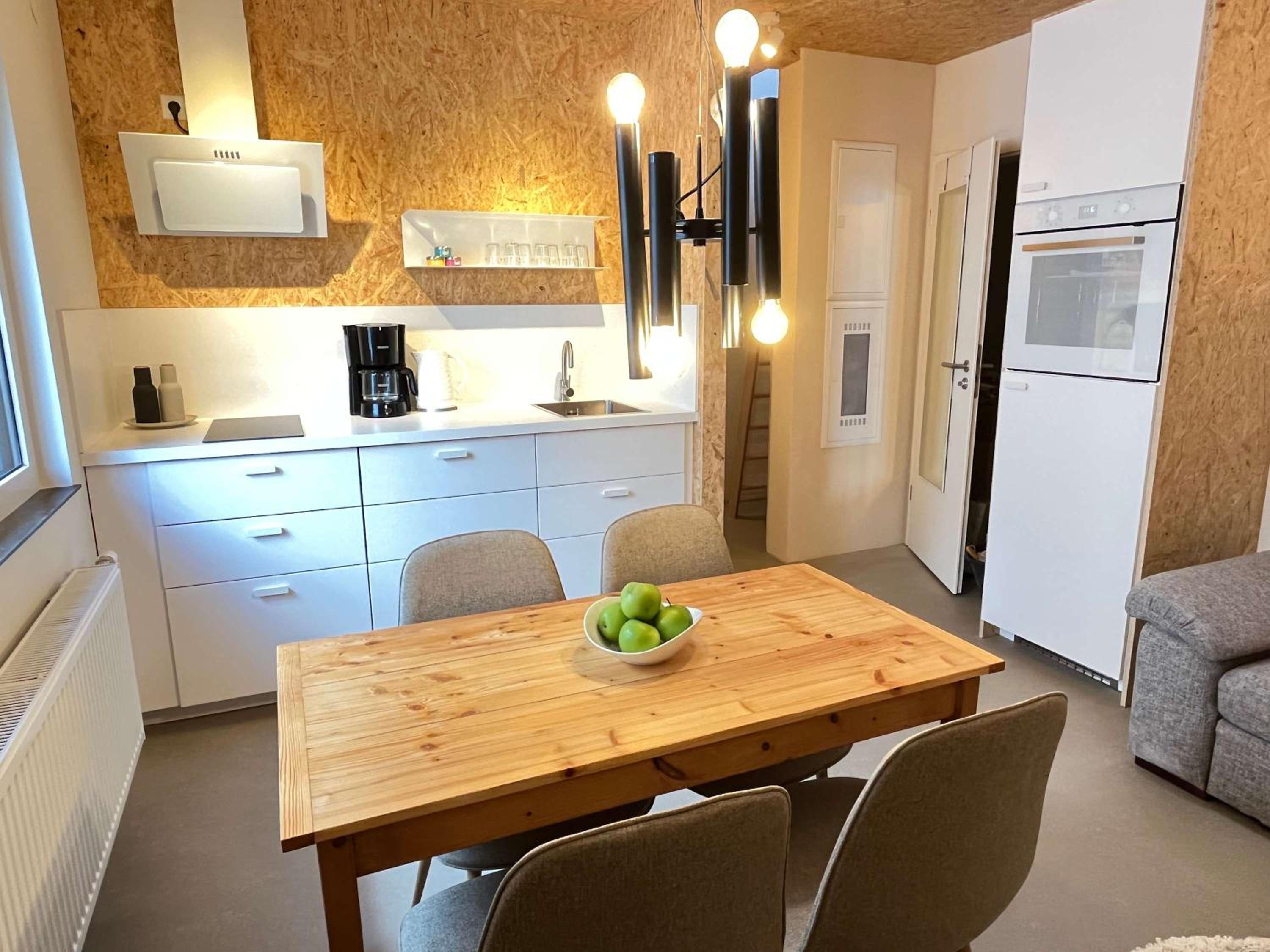 Group Stay near BER Airport - 2 Private Apartments