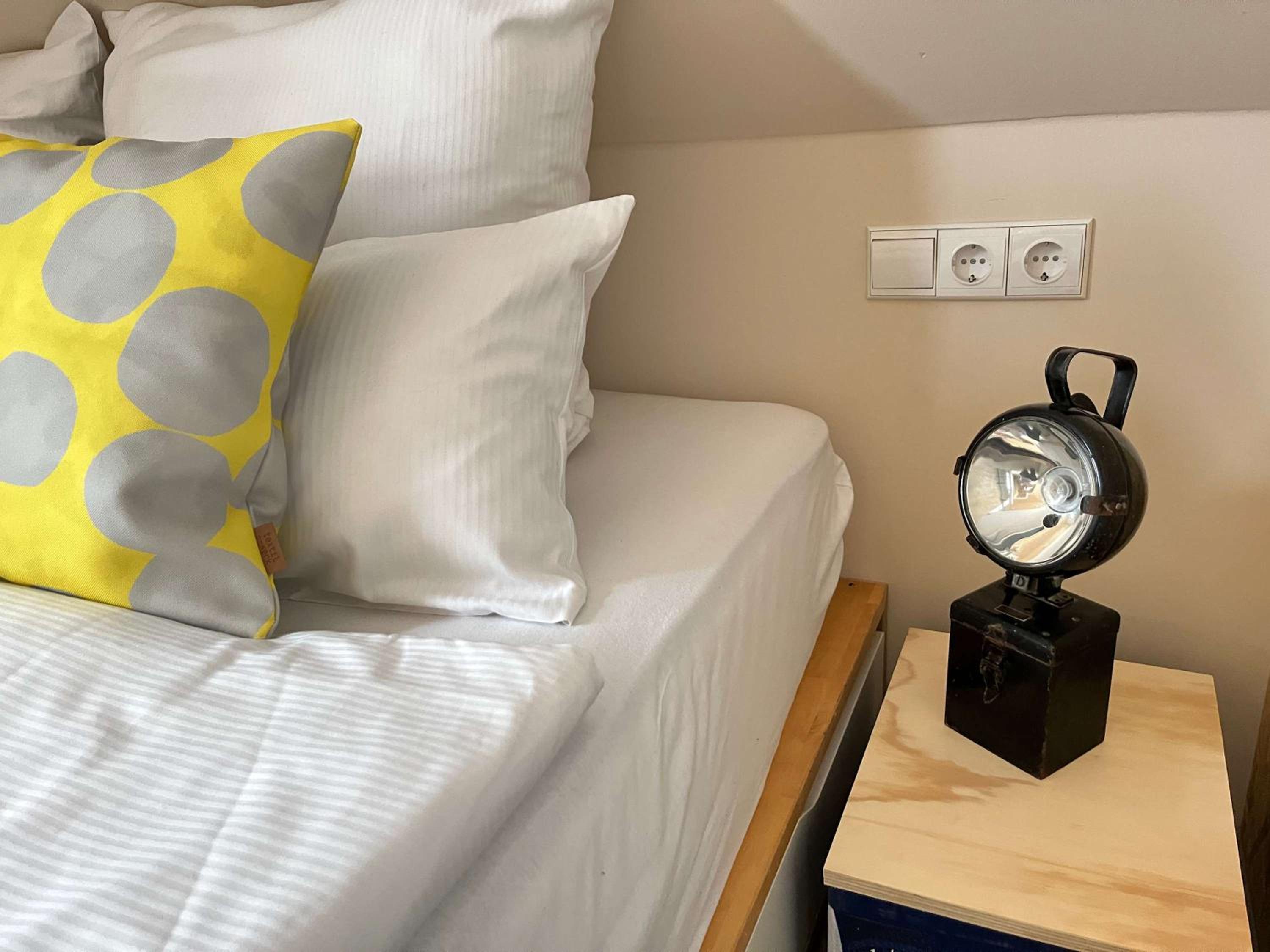 Group Stay near BER Airport - 2 Private Apartments