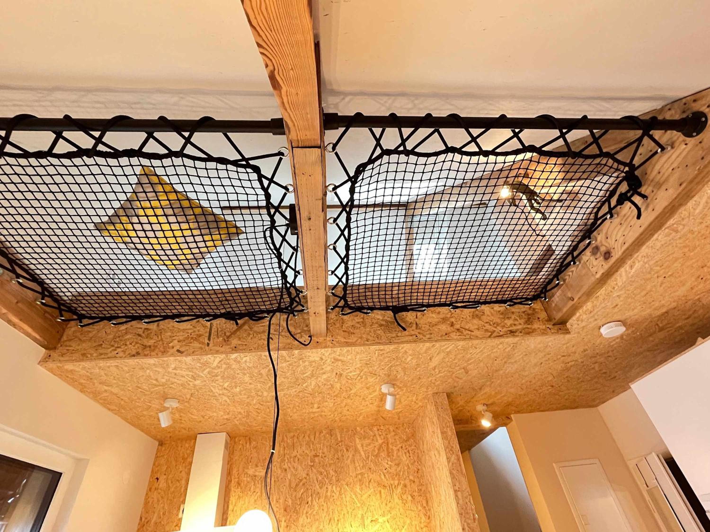 Group Stay near BER Airport - 2 Private Apartments