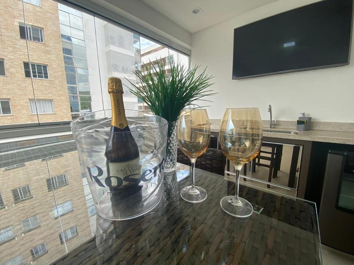 Cód 63 - Excelente apartamento de 2 suítes