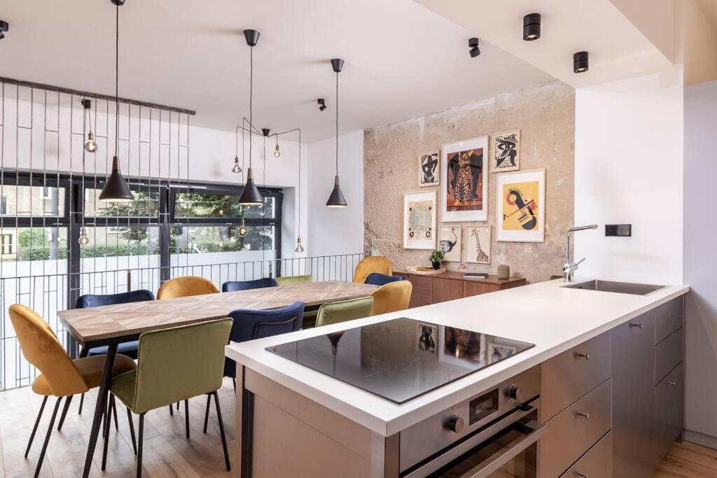 Group Stay Loft Duplex -130sqm- near Antonplatz