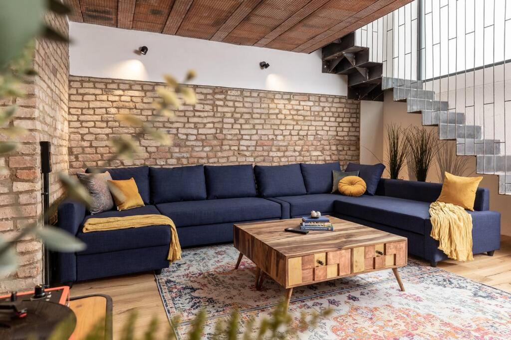 Group Stay Loft Duplex -130sqm- near Antonplatz