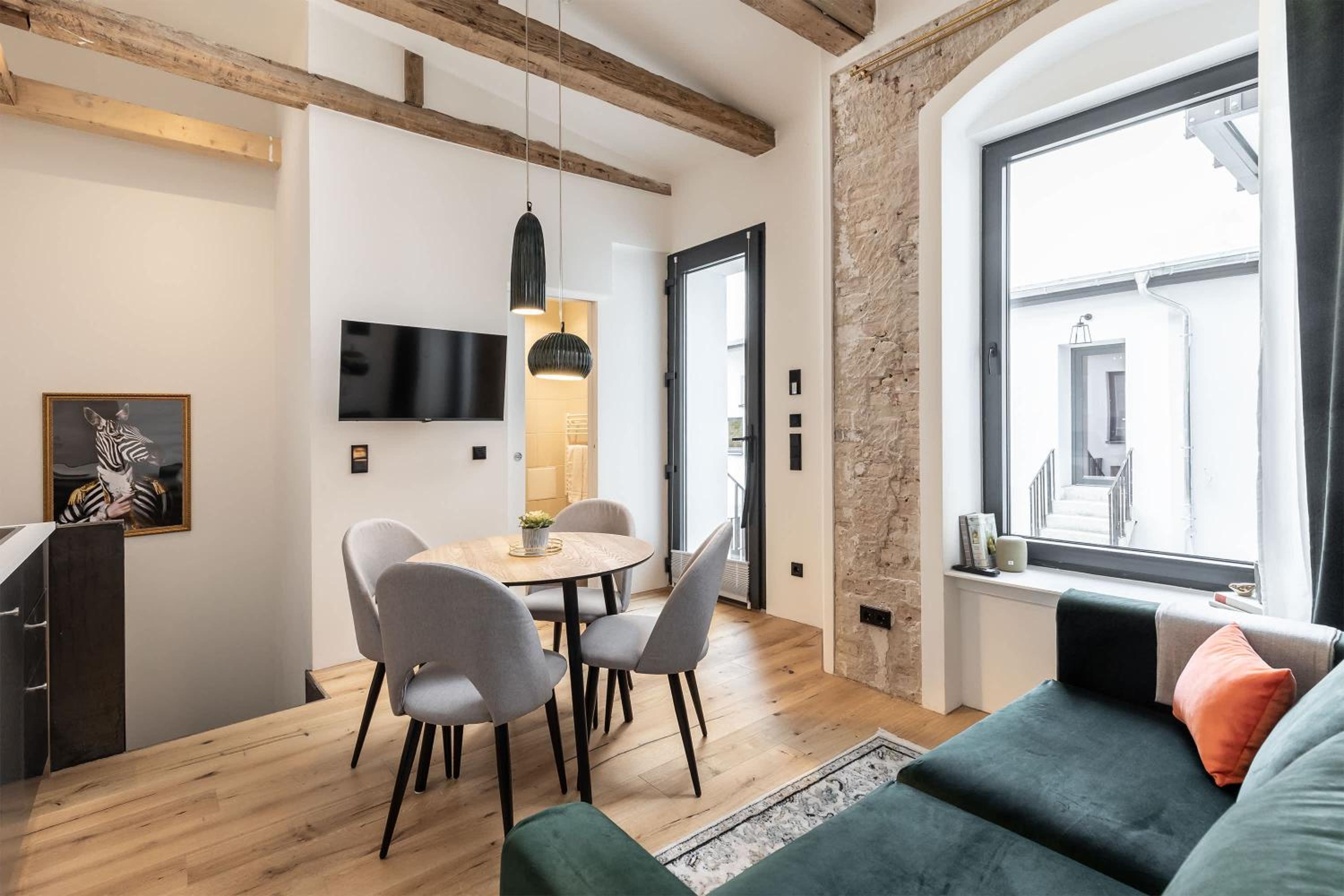 Group Stay Loft Duplex -130sqm- near Antonplatz