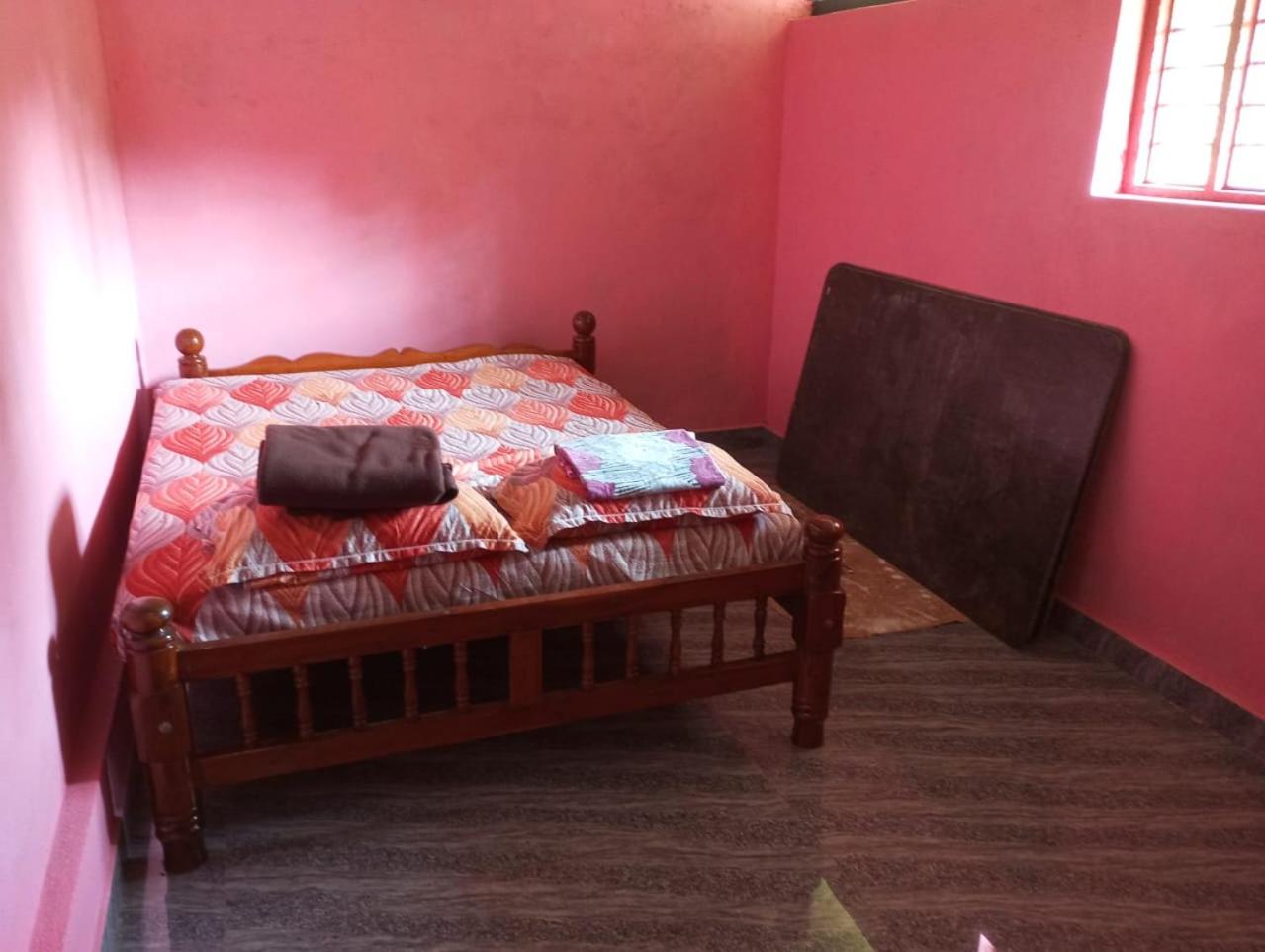 VENKU AC Homes Stay view 3