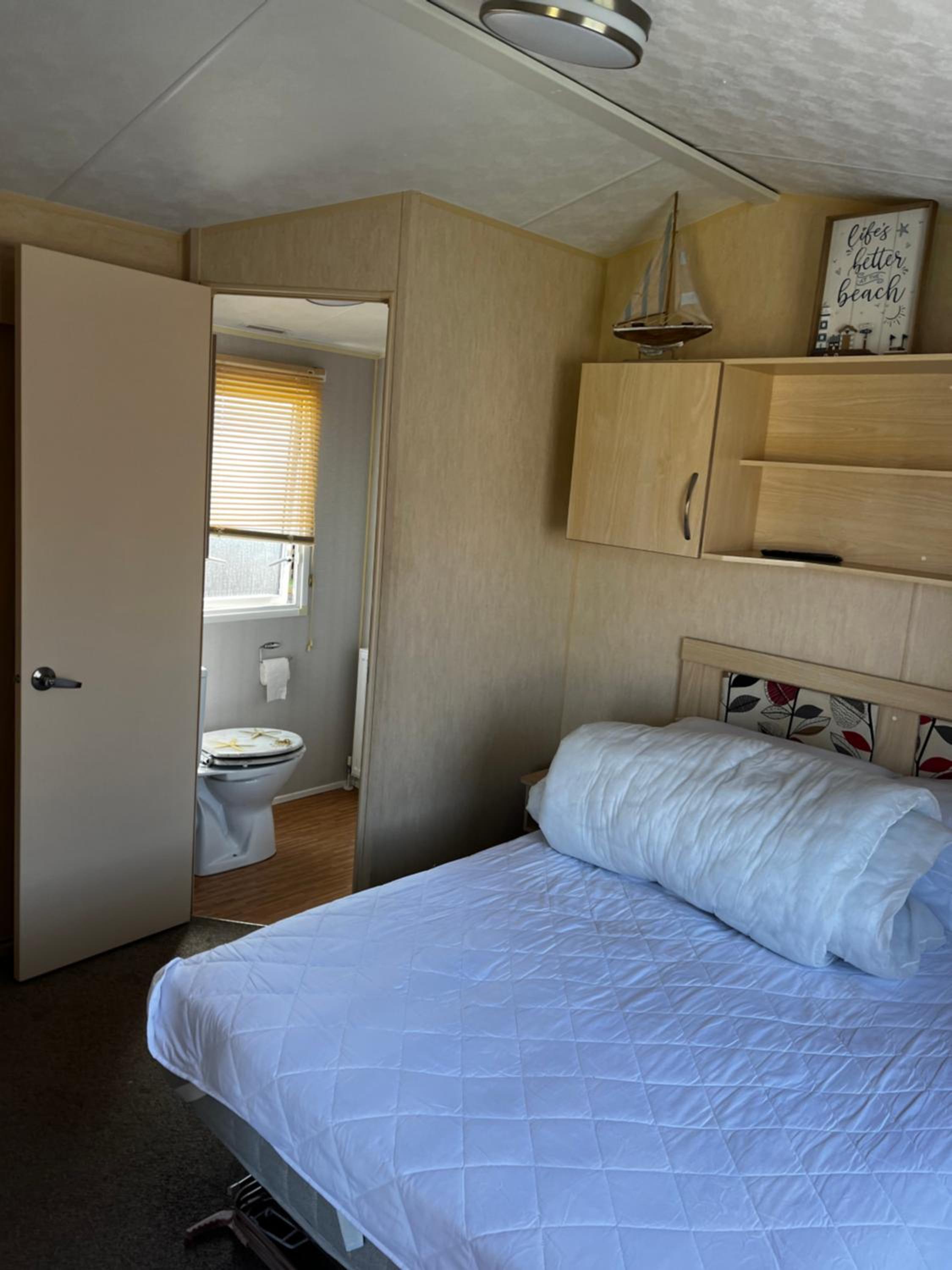 118 holiday resort unity pet friendly caravan brean sands view 2
