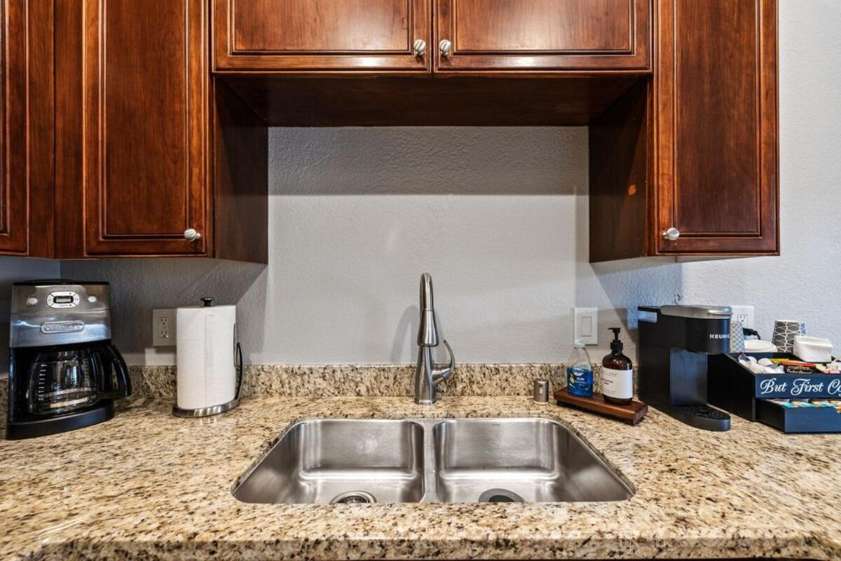 La Quinta Casita 1 Bedroom Condo view 3