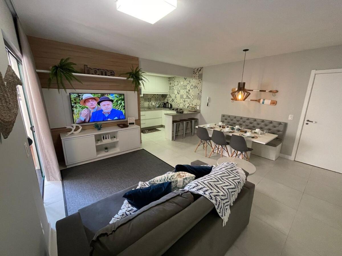 Cód 27 - Apartamento térreo com jacuzzi e área gourmet na Praia de Palmas