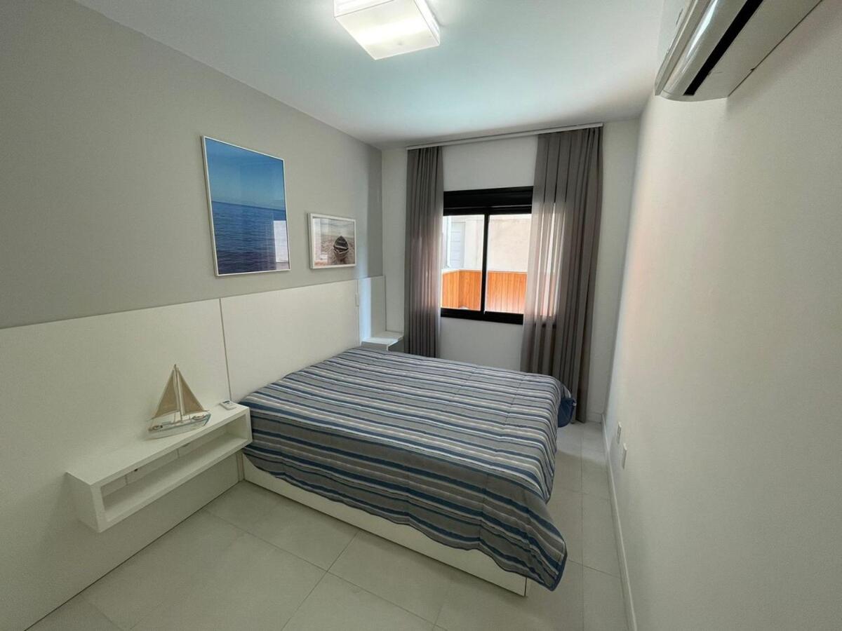 Cód 27 - Apartamento térreo com jacuzzi e área gourmet na Praia de Palmas