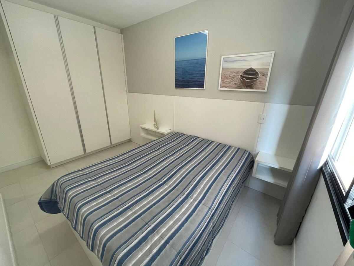 Cód 27 - Apartamento térreo com jacuzzi e área gourmet na Praia de Palmas