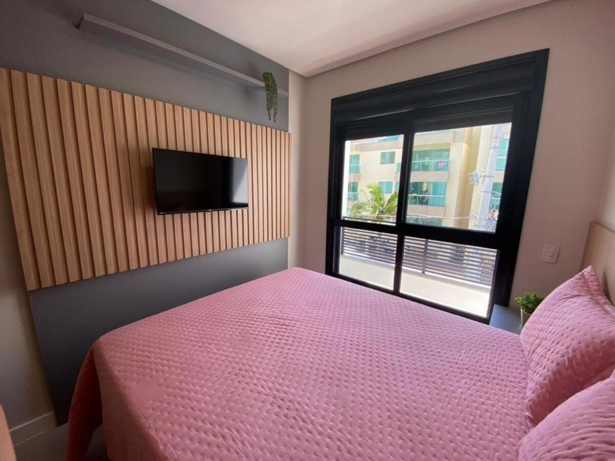 cód 84 - Apartamento á 280 m do mar com piscina