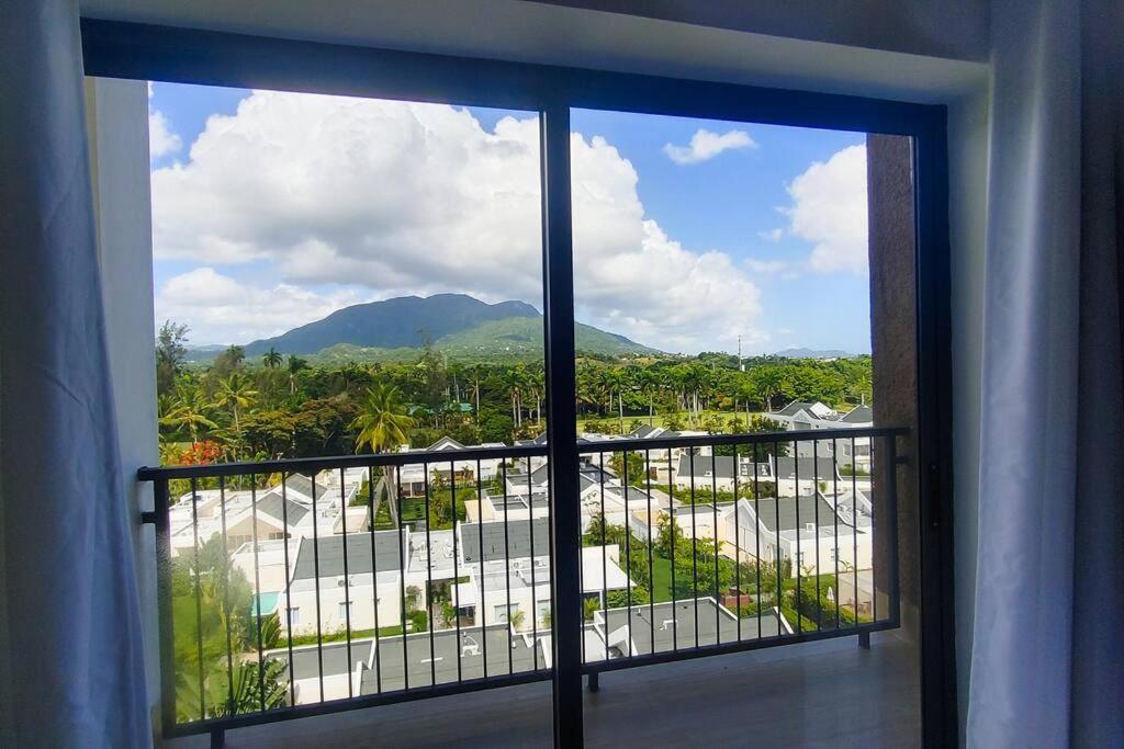 Spacious Overlooking Green One