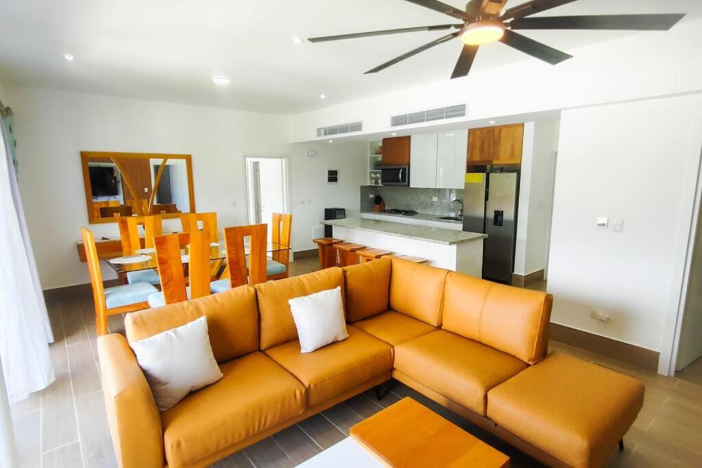 Spacious Overlooking Green One