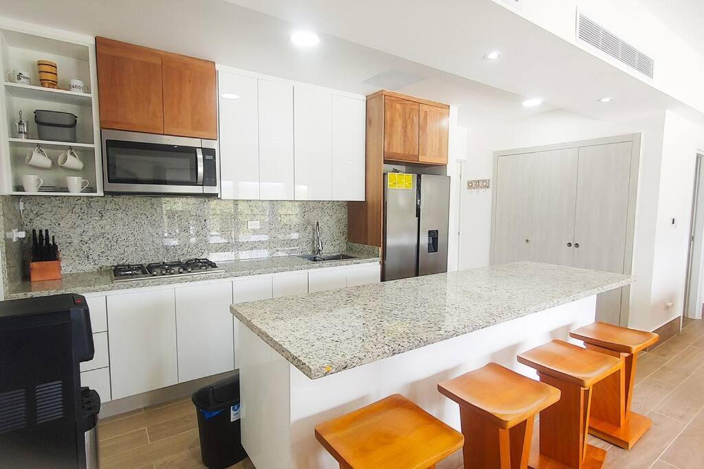 Spacious Overlooking Green One