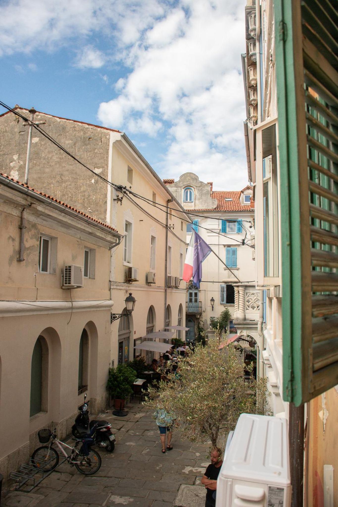 Levstik apartment