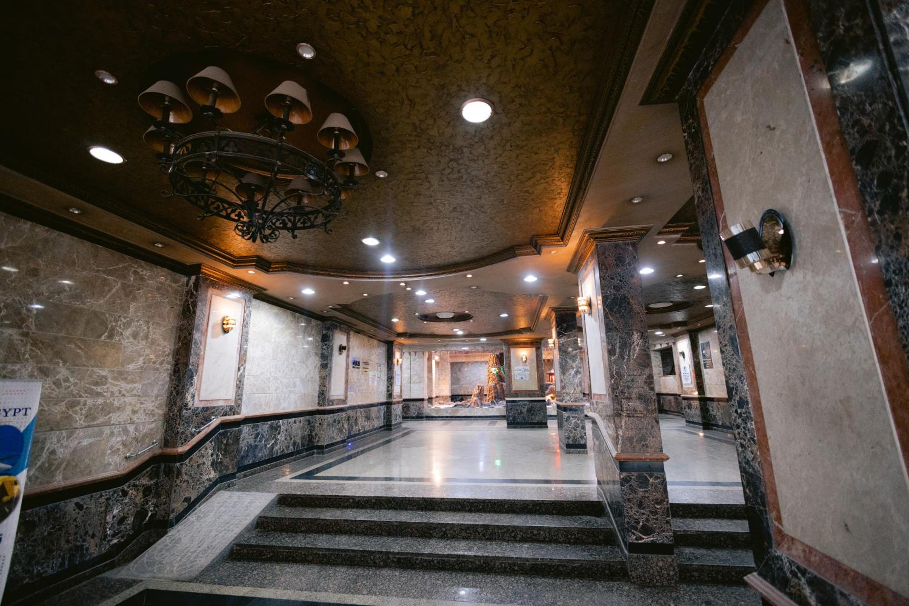 Makai Pyramids Guest House
