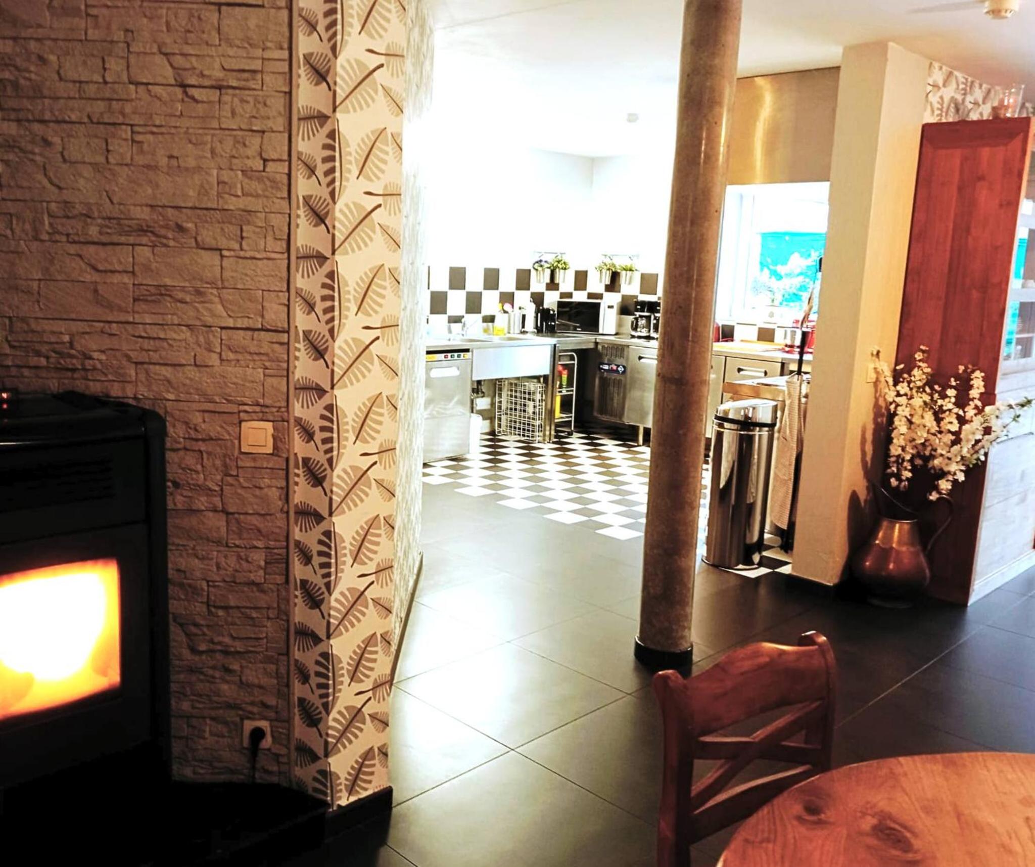 Tranquil Retreat in Hamoir, Belgium - Perfect for Families Friends