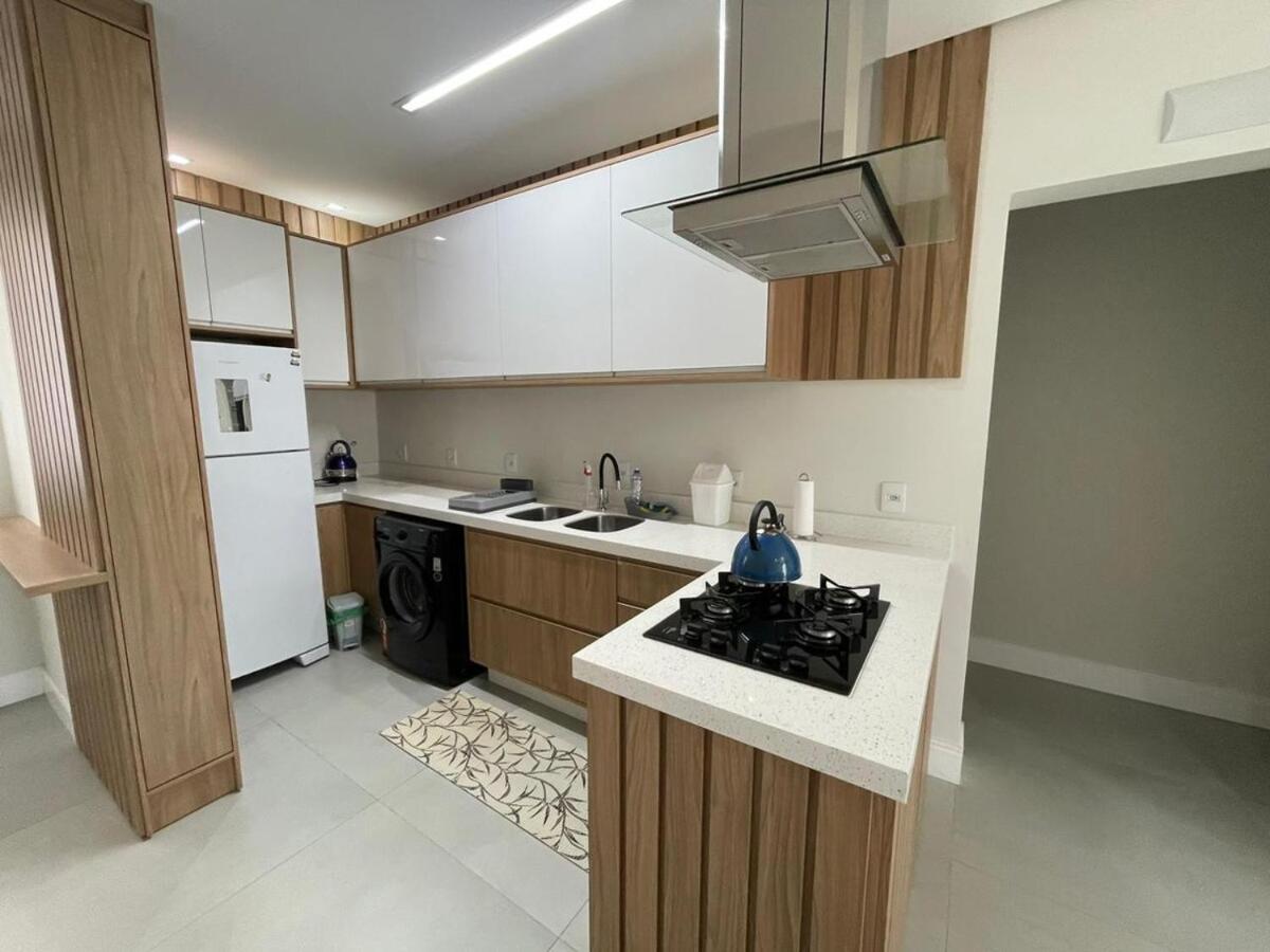 Cód 69 - Apto com 3 dorm no Millenium Palmas
