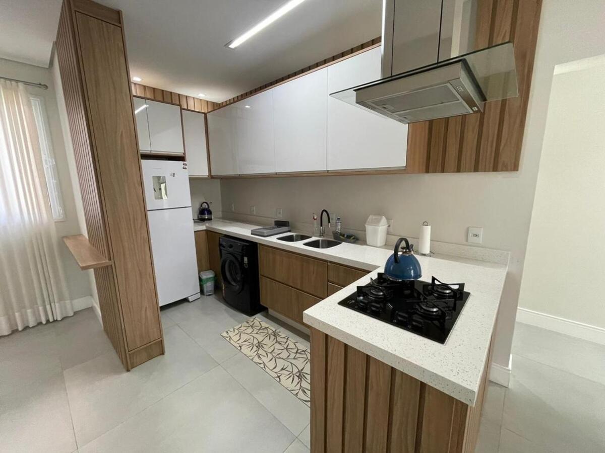 Cód 69 - Apto com 3 dorm no Millenium Palmas