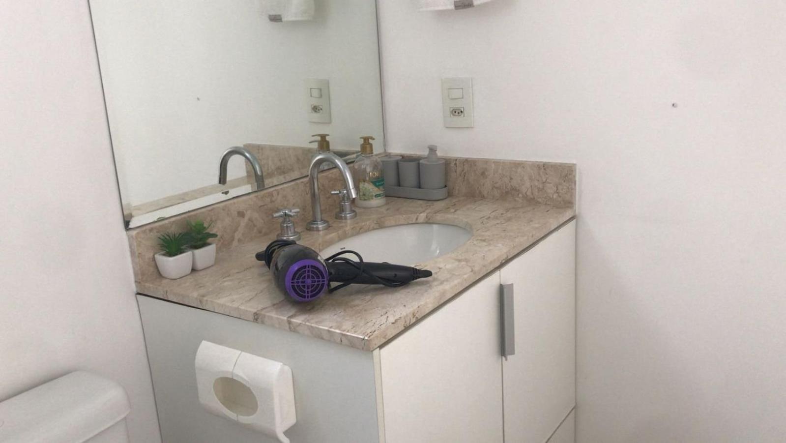 Excelente apto ao lado do Hospital Albert Einstein, Hospital São Luis, Faculdade de Medicina Einstein, Estádio do Morumbi, 80m² e garagem