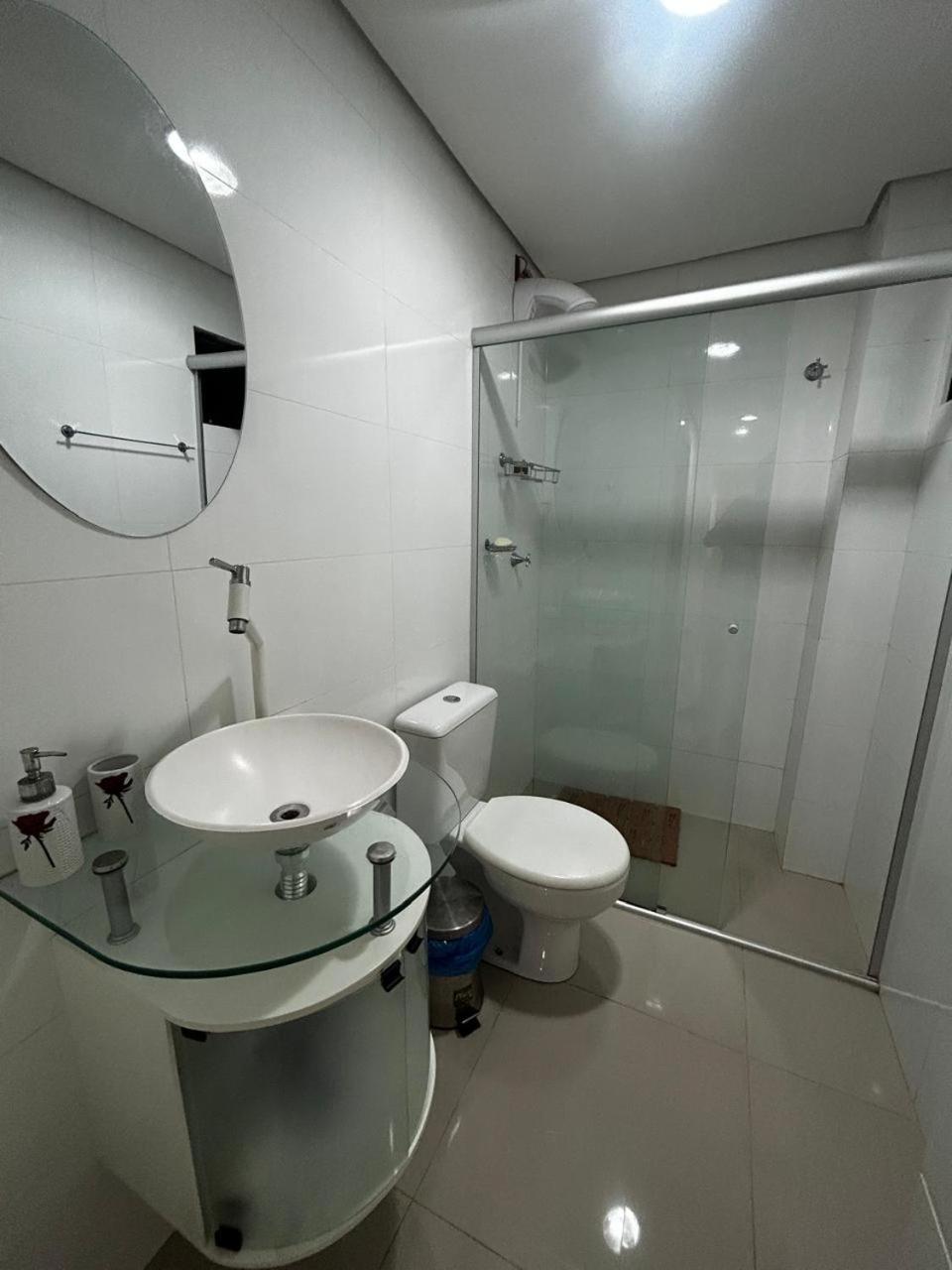 Apartamento 402, London Avenida 18 de fevereiro