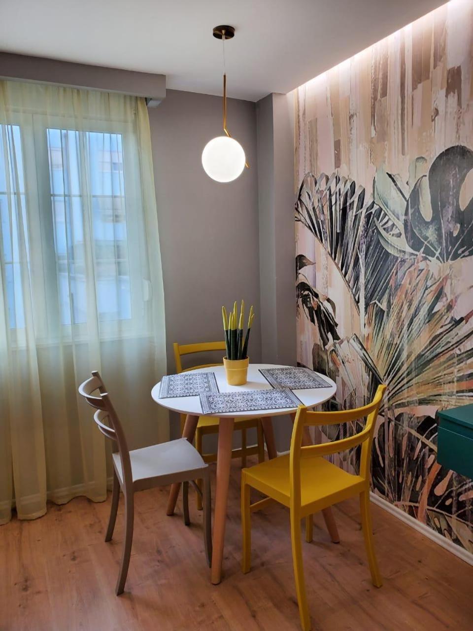 Deluxe 1 Apartment
