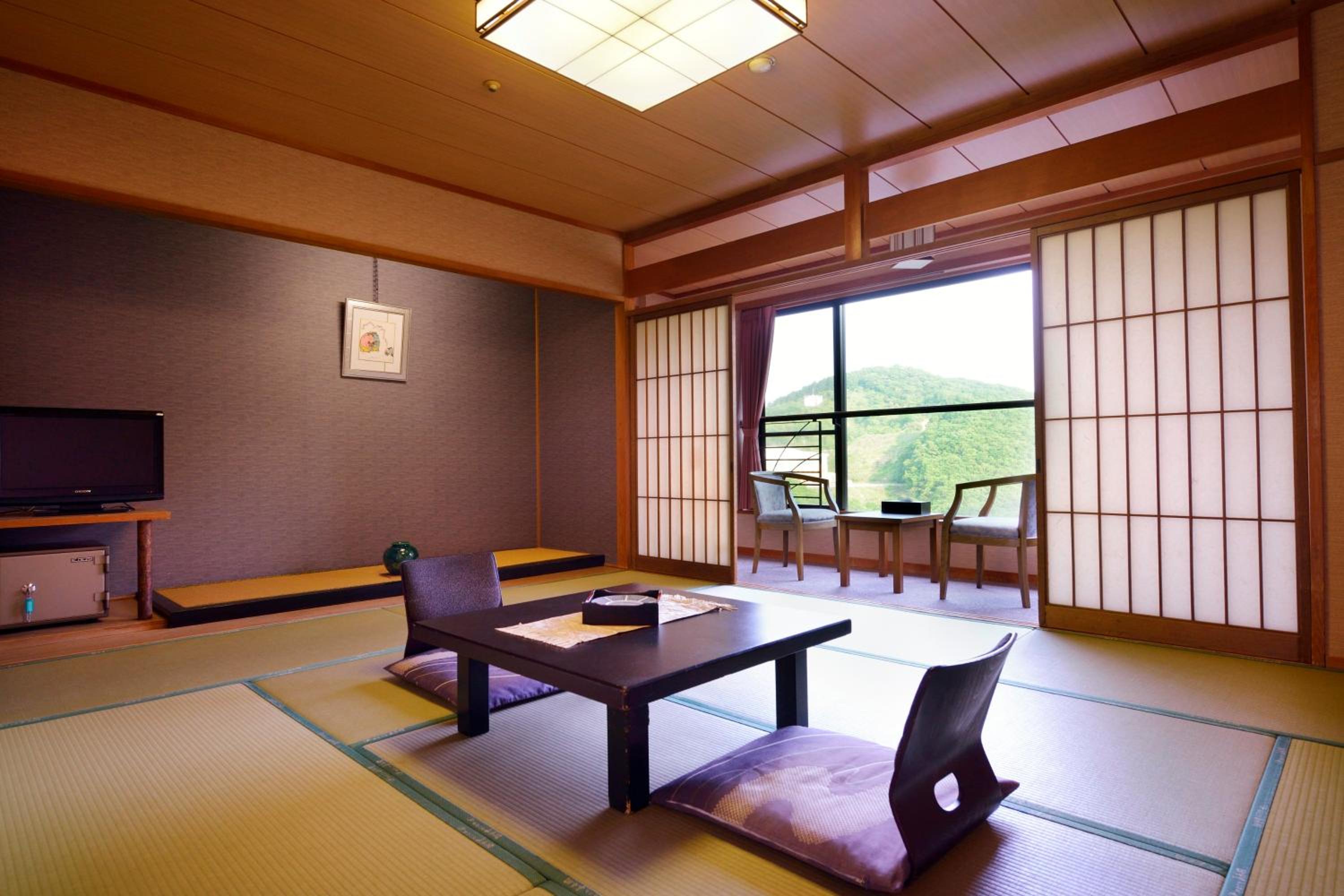 Yunogo Onsen HOTEL YUNOMORI BISYUNKAKU