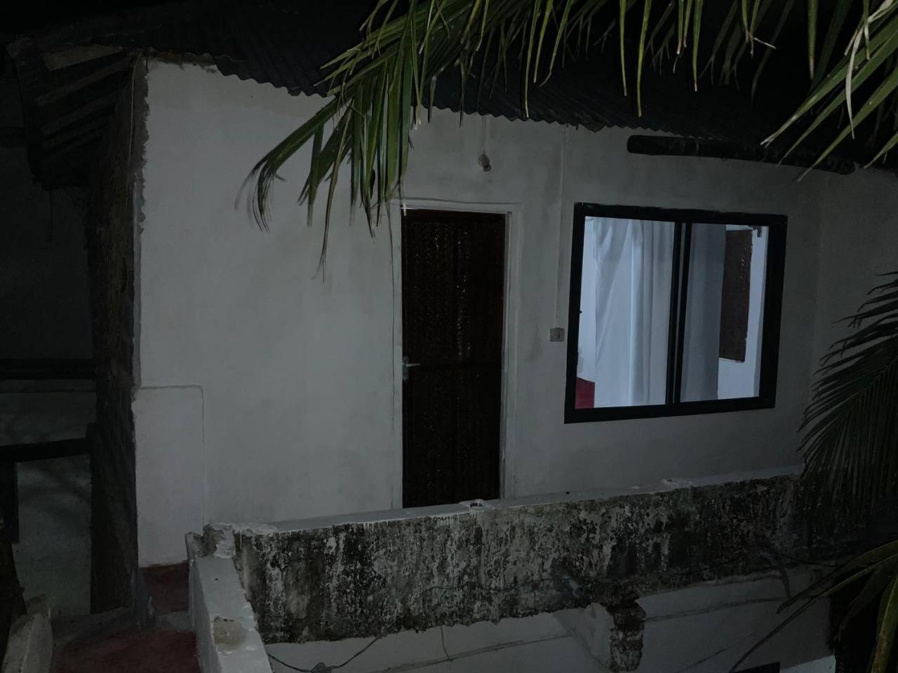 Barefeet Bungalow